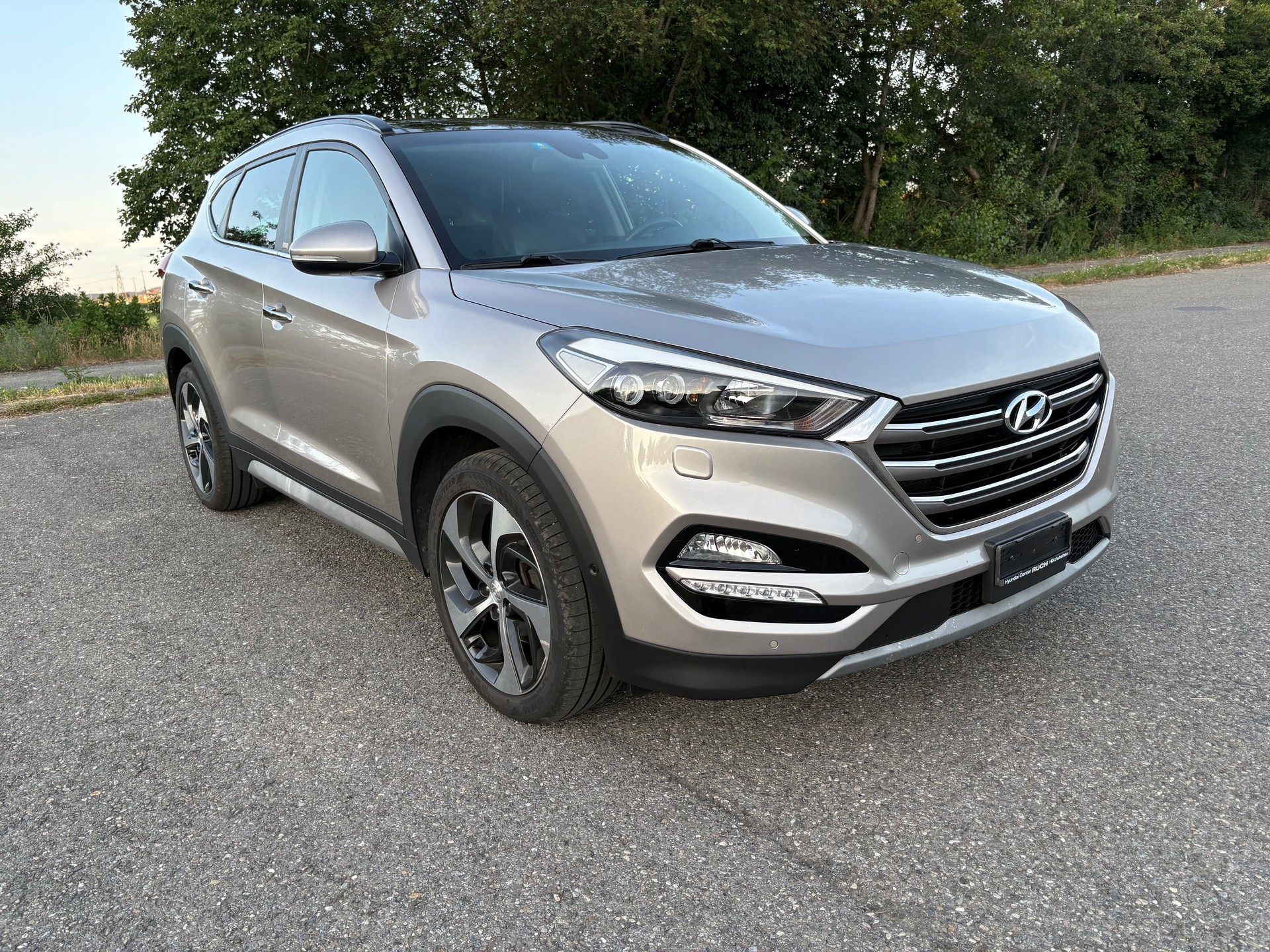 HYUNDAI Tucson 1.6 TGDI Plena 4WD Automatic-image-3