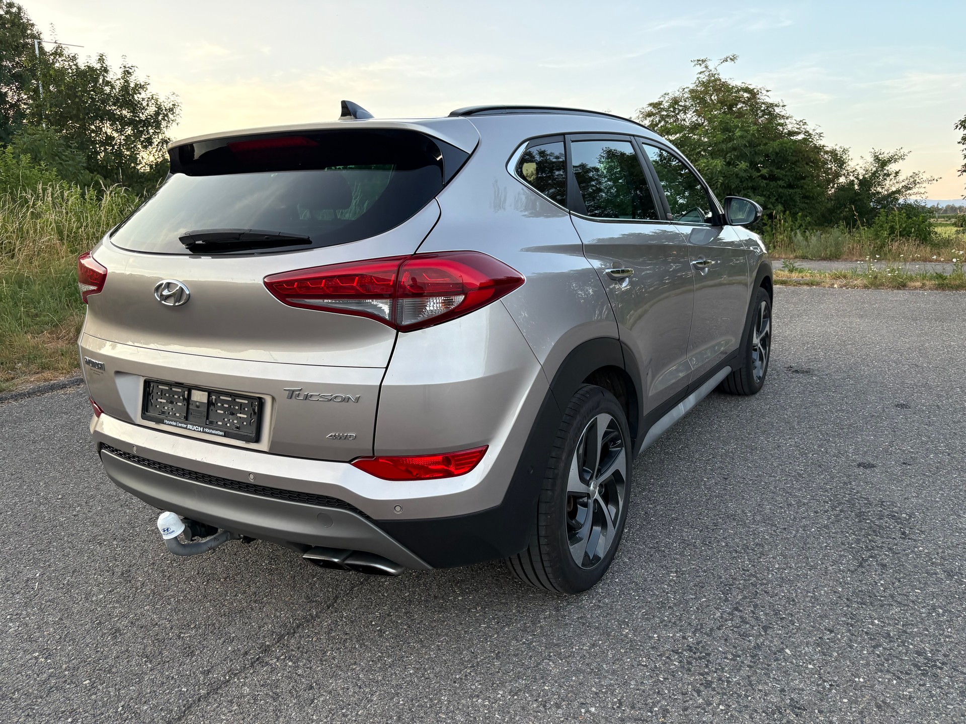 HYUNDAI Tucson 1.6 TGDI Plena 4WD Automatic-image-6