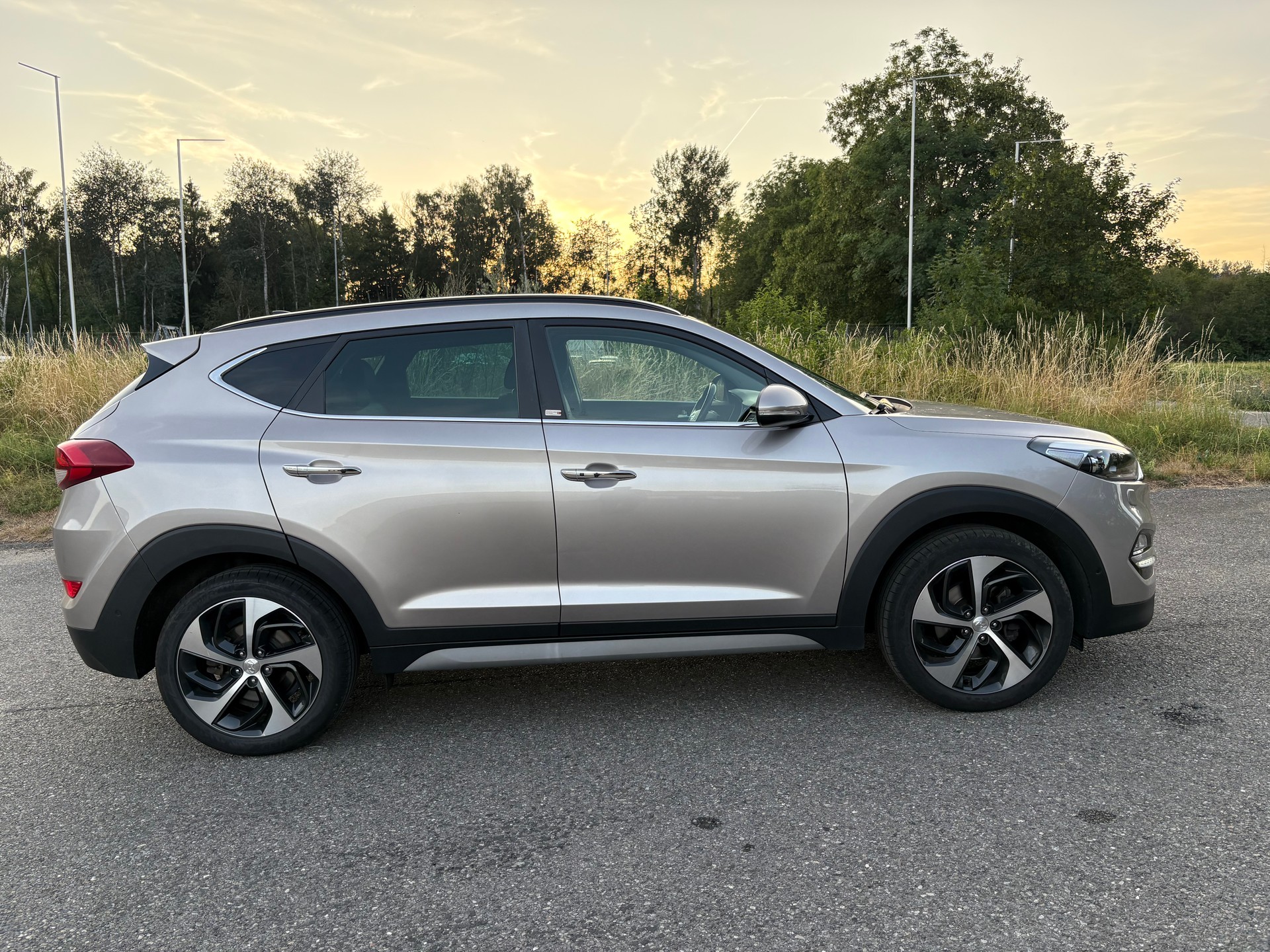 HYUNDAI Tucson 1.6 TGDI Plena 4WD Automatic-image-7