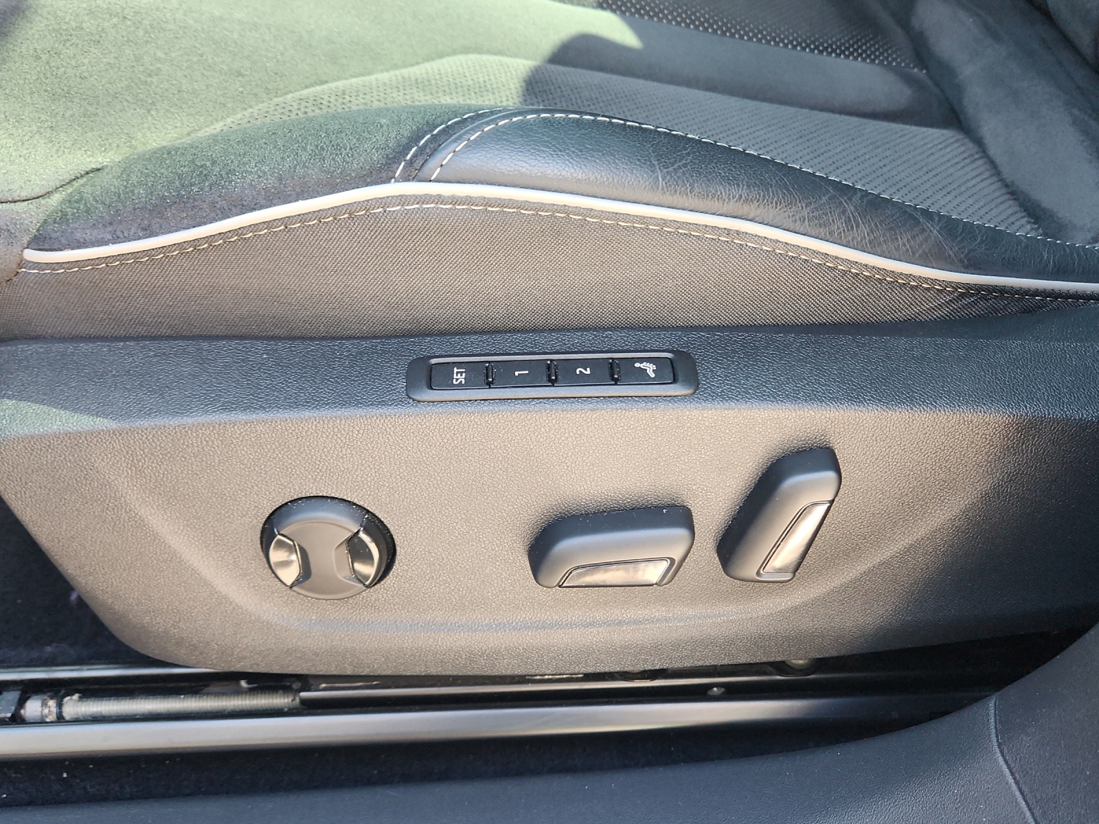 SKODA Enyaq iV 80x SportLine-image-15