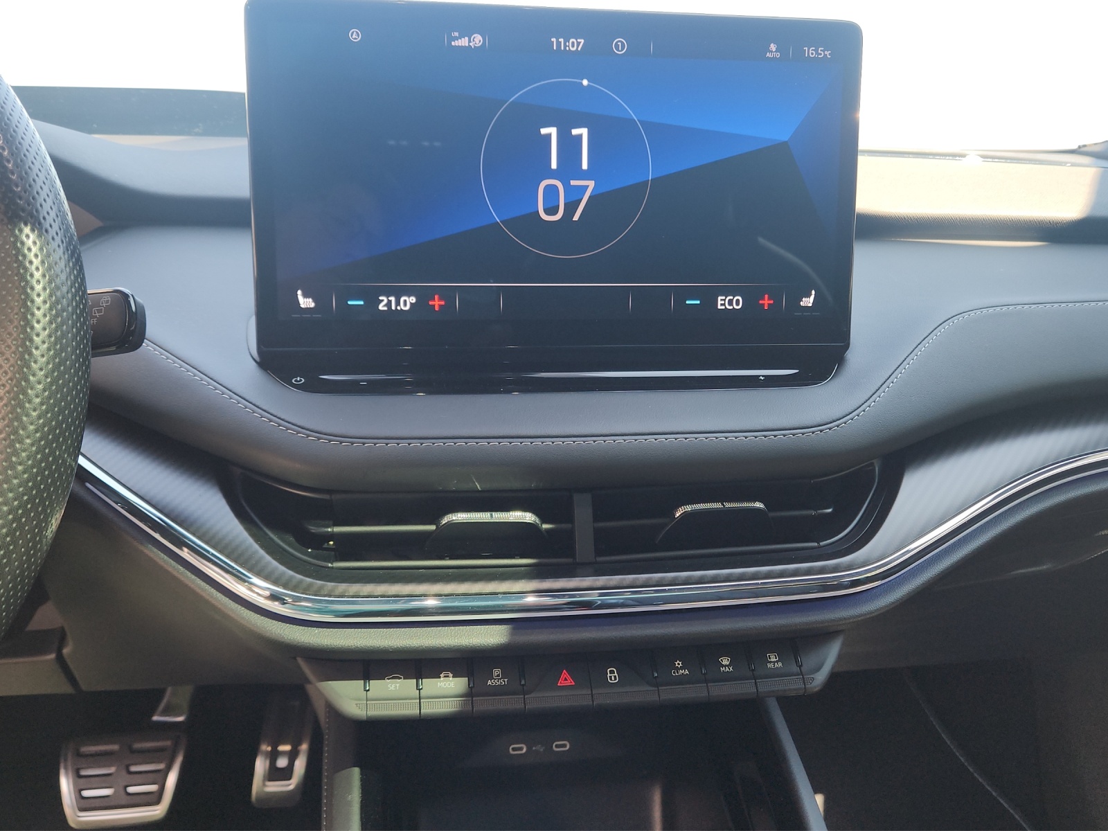 SKODA Enyaq iV 80x SportLine-image-11