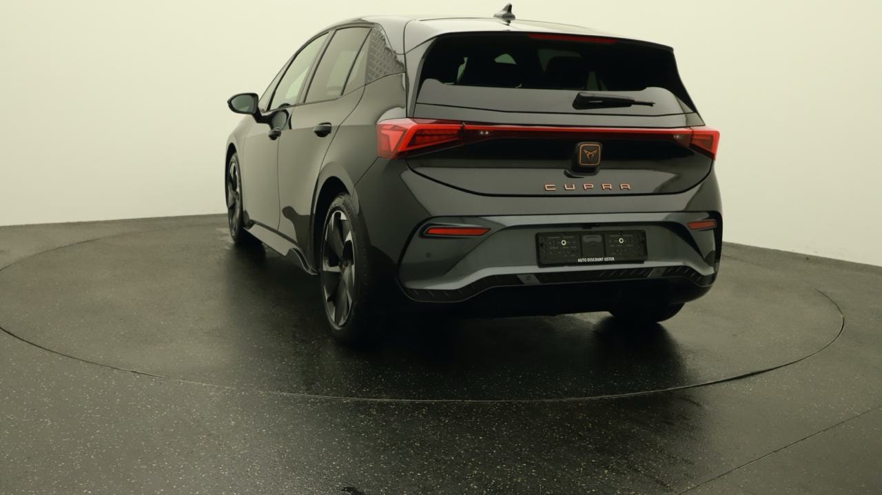 CUPRA Born 59 kWh-showroom-element-3