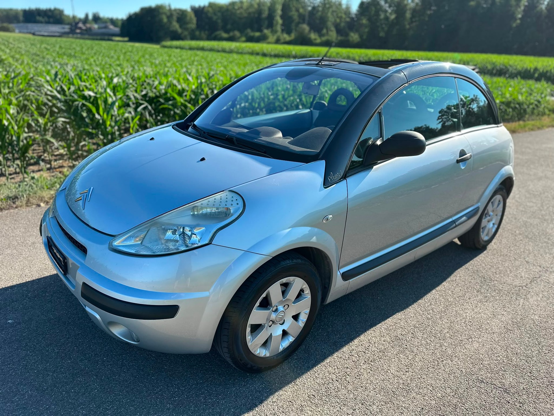CITROEN C3 Pluriel 1.6i 16V-image-1