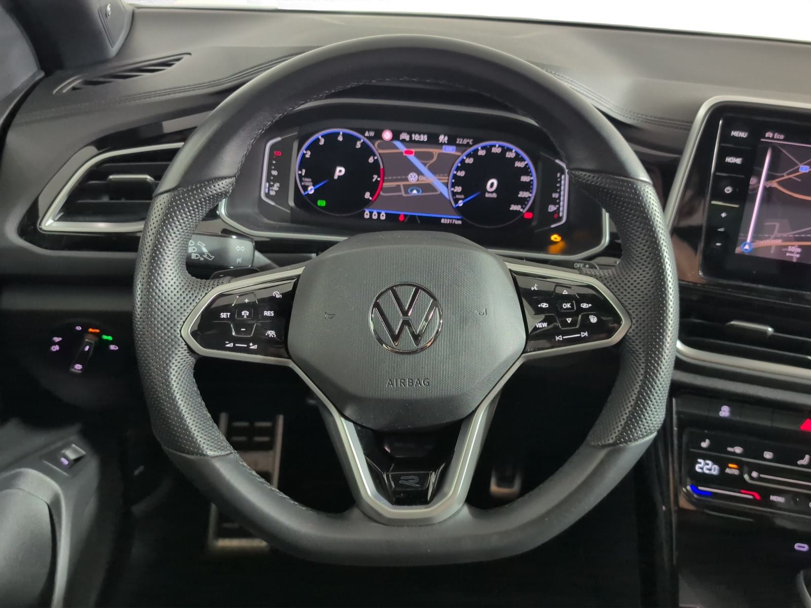 VW T-Roc 2.0 TSI R-Line DSG 4Motion-image-11
