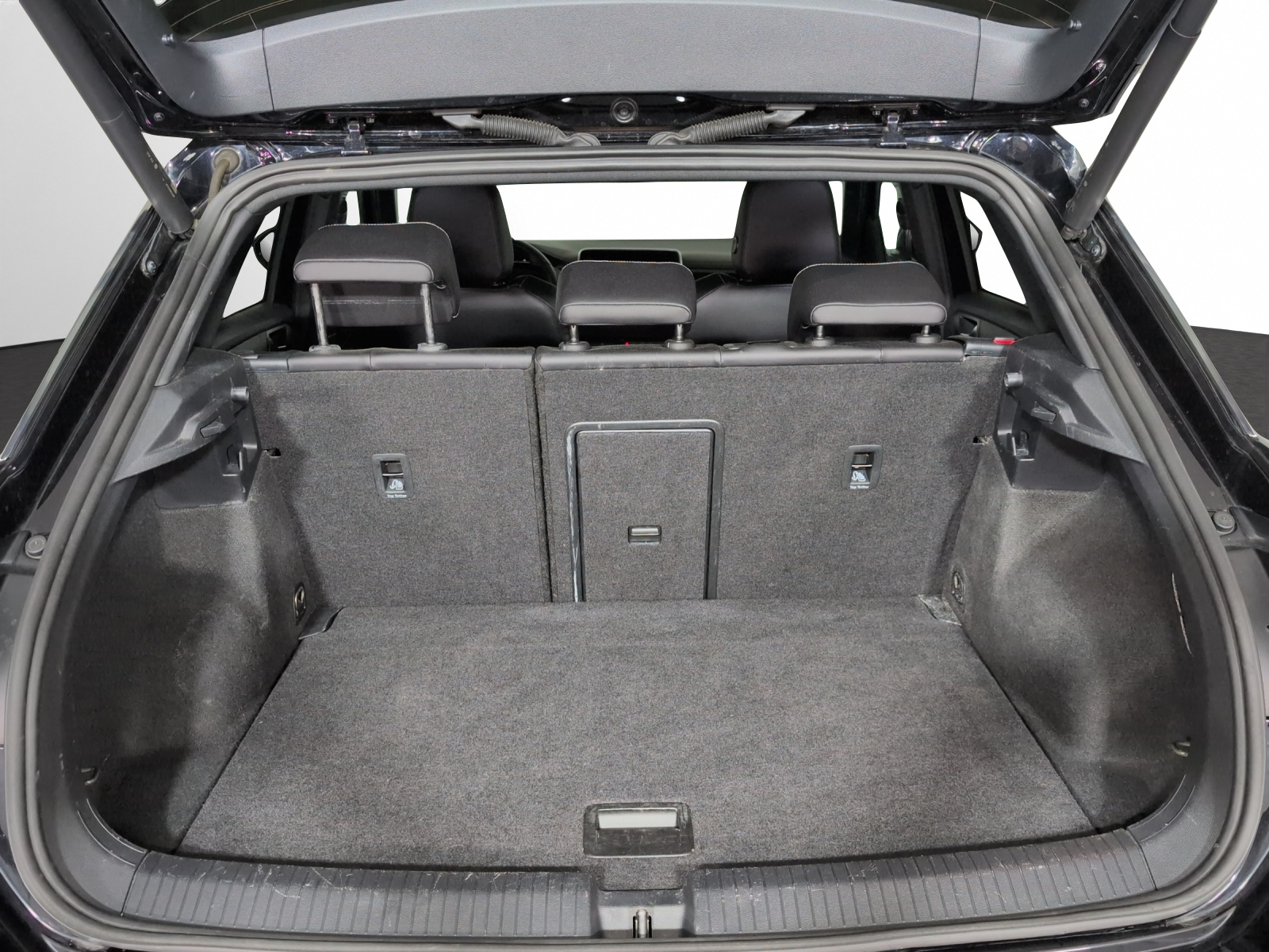 VW T-Roc 2.0 TSI R-Line DSG 4Motion-image-15