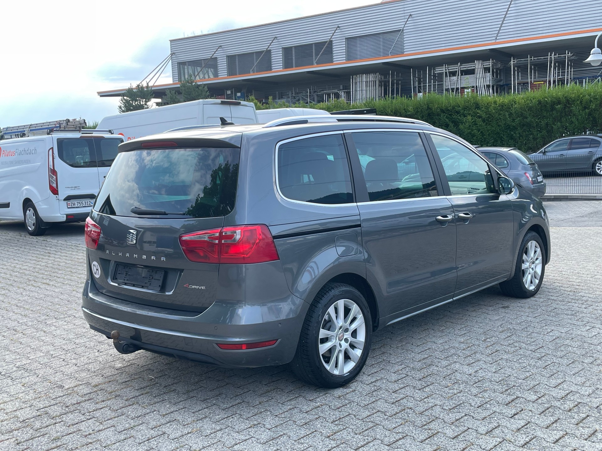SEAT Alhambra 2.0 TDI Reference 4x4-image-5