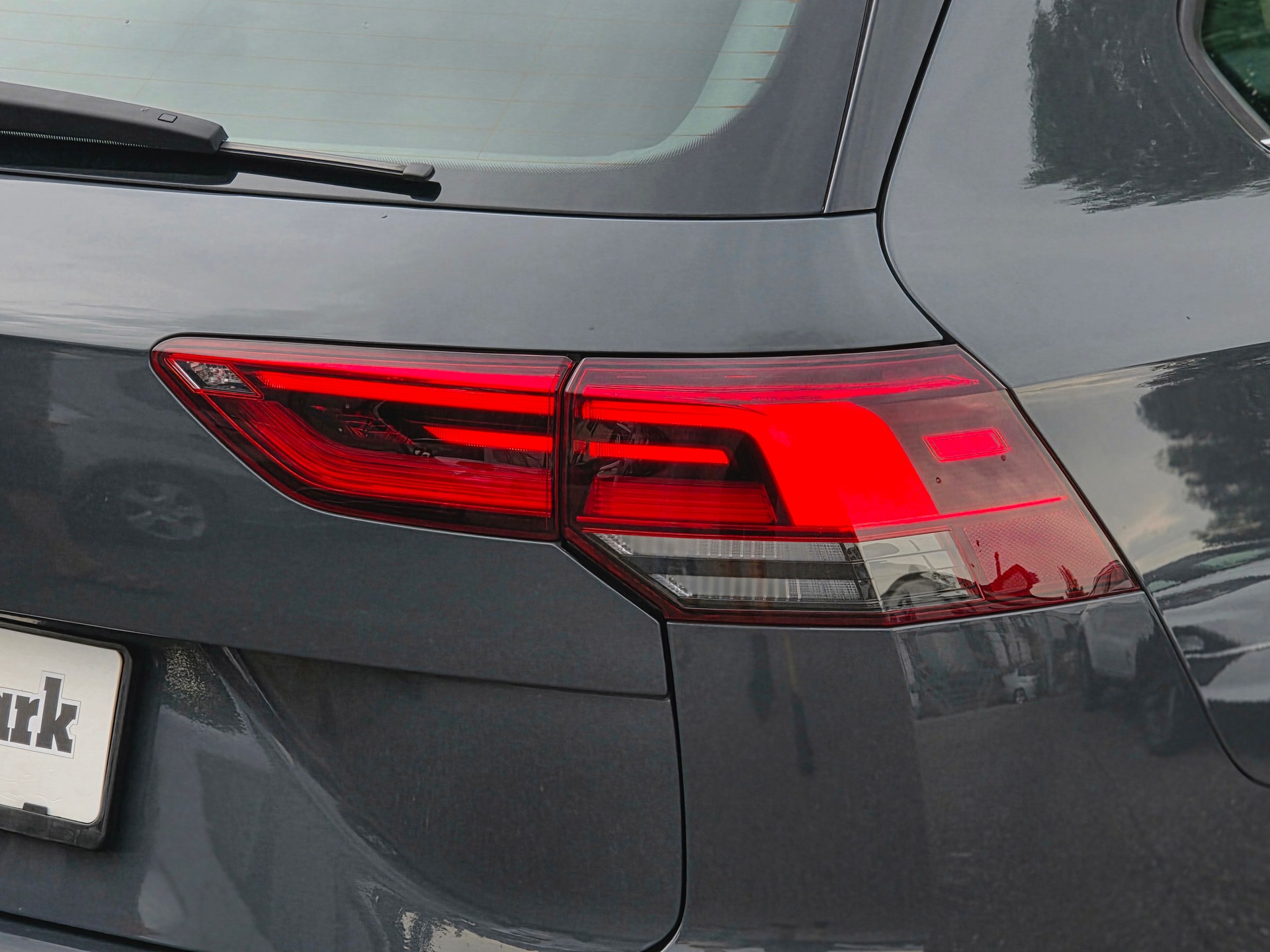 VW Golf Variant 2.0 TDI Style DSG * CH-Fahrzeug * TOP Ausstattung *-image-6