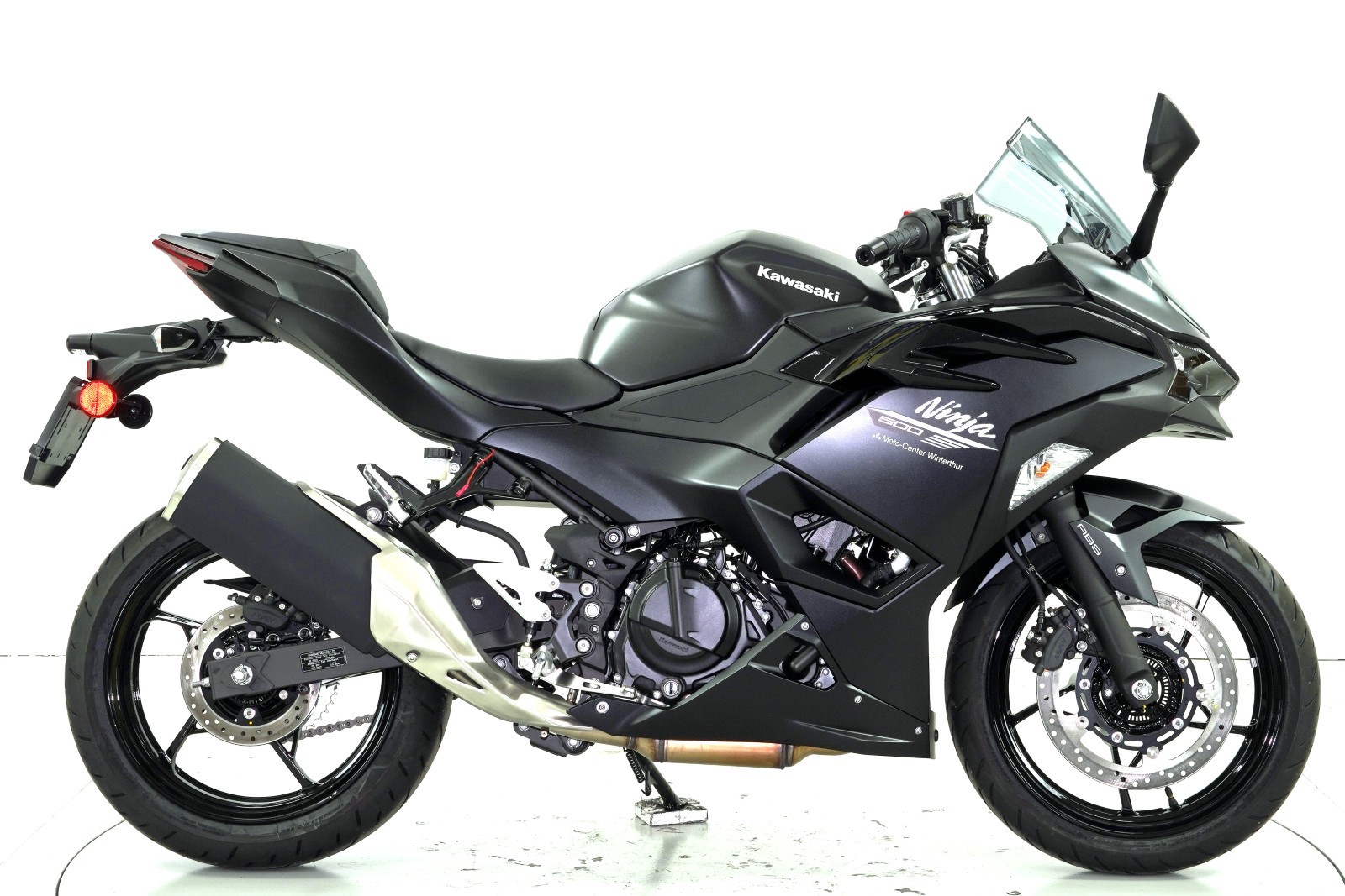 KAWASAKI Ninja 500-showroom-element-3