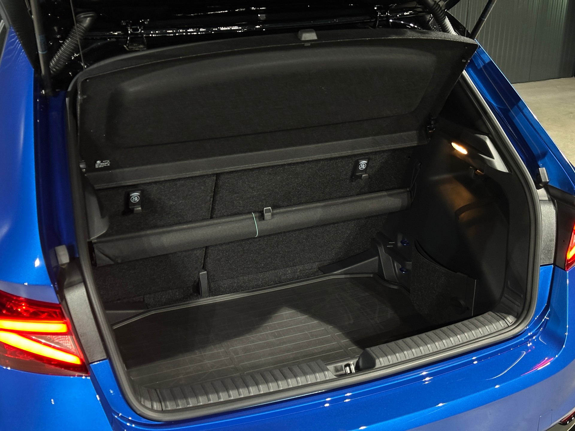 SKODA Fabia 1.0 TSI Monte Carlo DSG-image-23