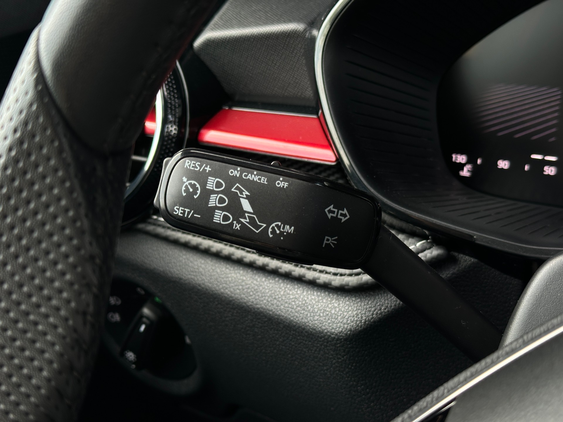 SKODA Fabia 1.0 TSI Monte Carlo DSG-image-22