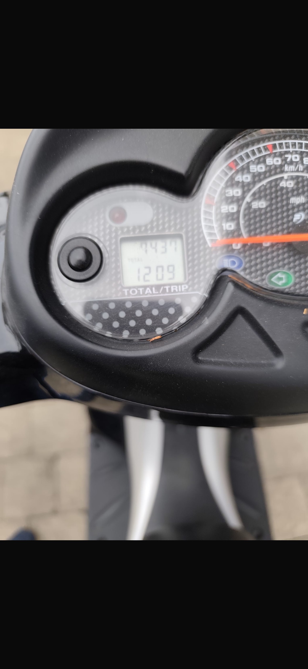 YAMAHA Maxster XQ 125-image-6