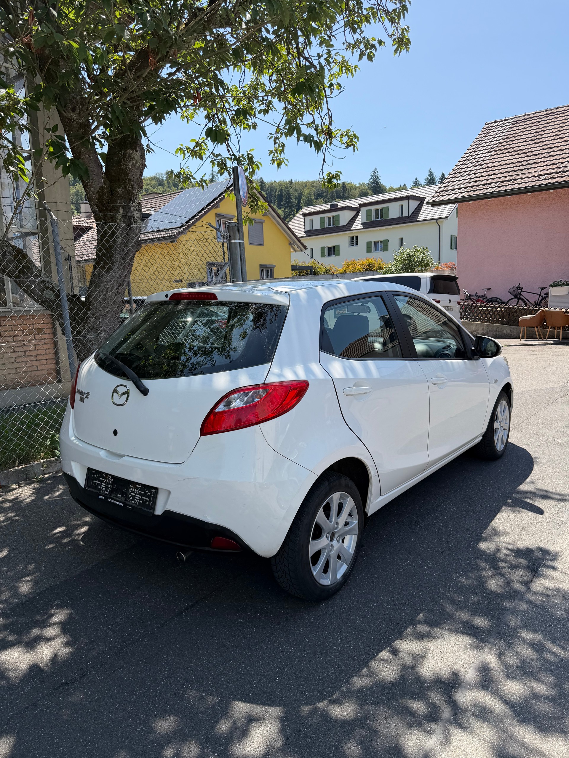 MAZDA 2 1.3i 16V Exclusive-image-4
