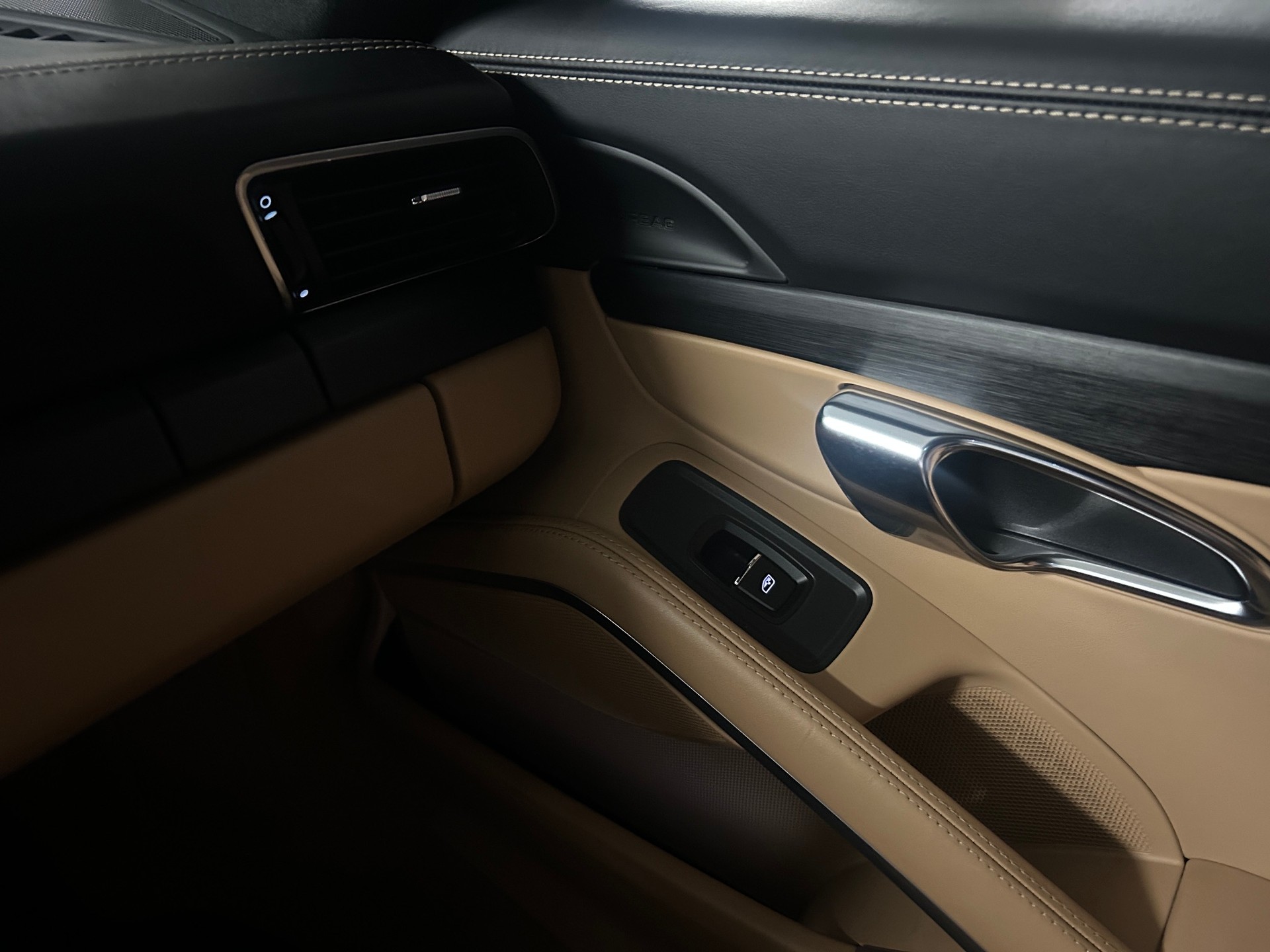 PORSCHE 911 Carrera 4 GTS PDK -fortlaufende Approved Garantie-komplette und einwandfreie Servicehystorie--image-23