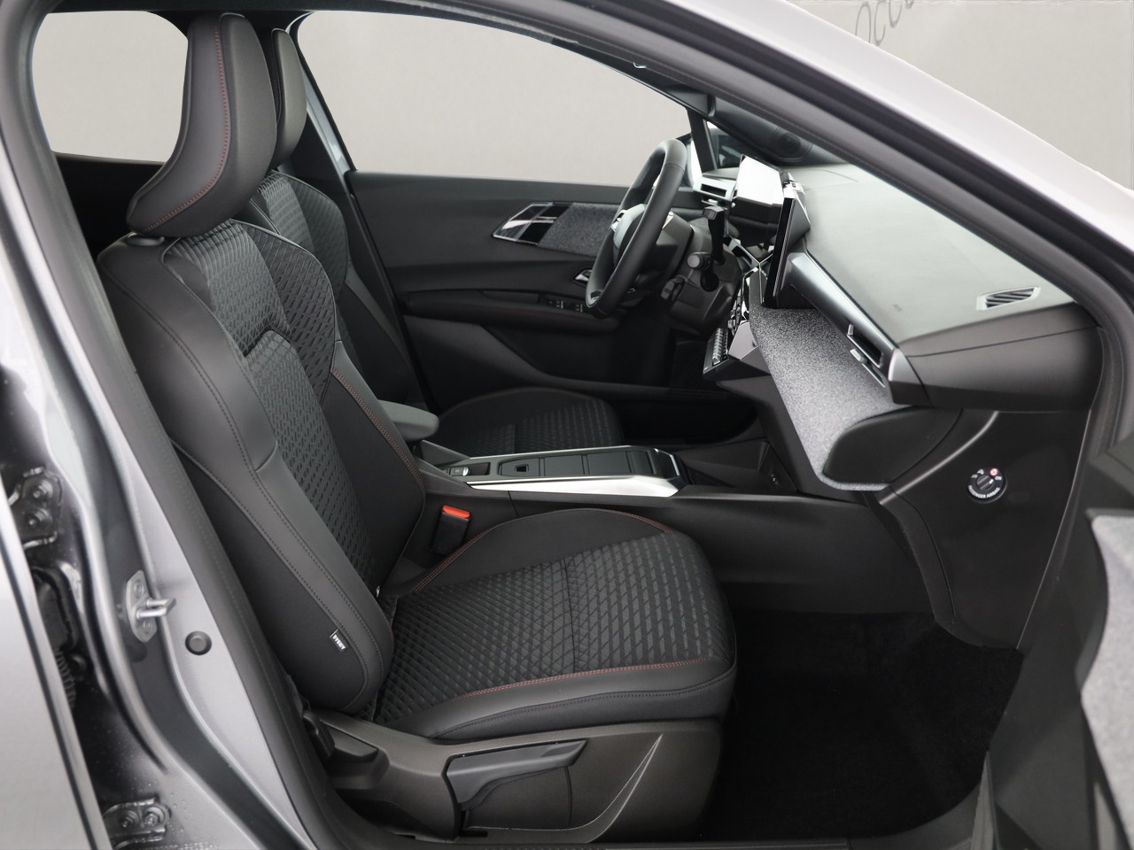 RENAULT Clio 1.8 E-Tech techno-image-6