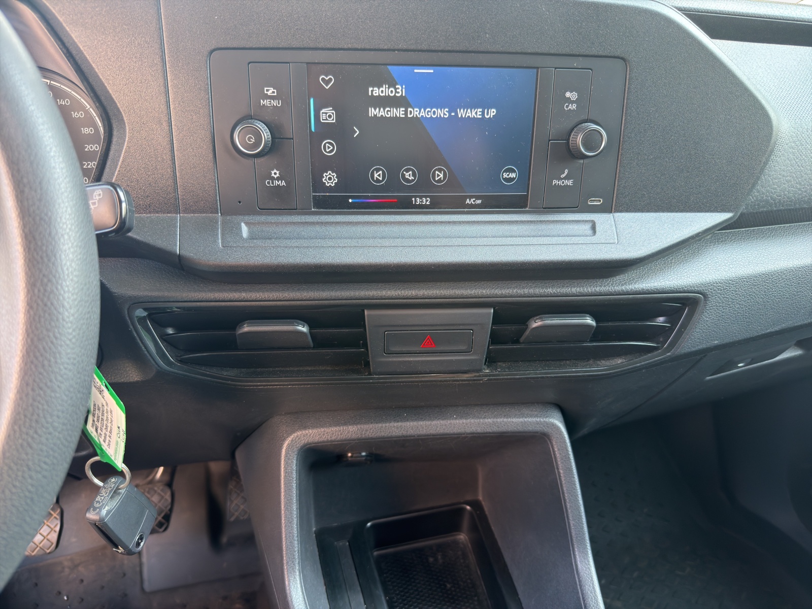 VW Caddy Cargo 1.5 TSI-image-10