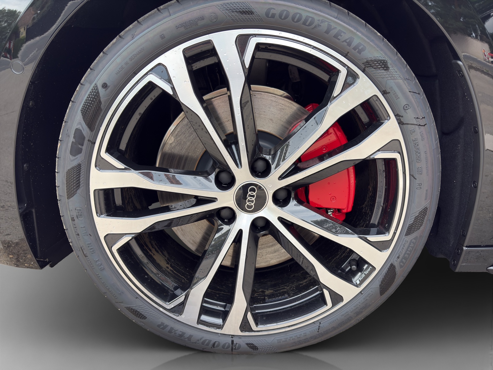 AUDI A5 Avant e-hybrid quattro 270 kW S tronic-image-13
