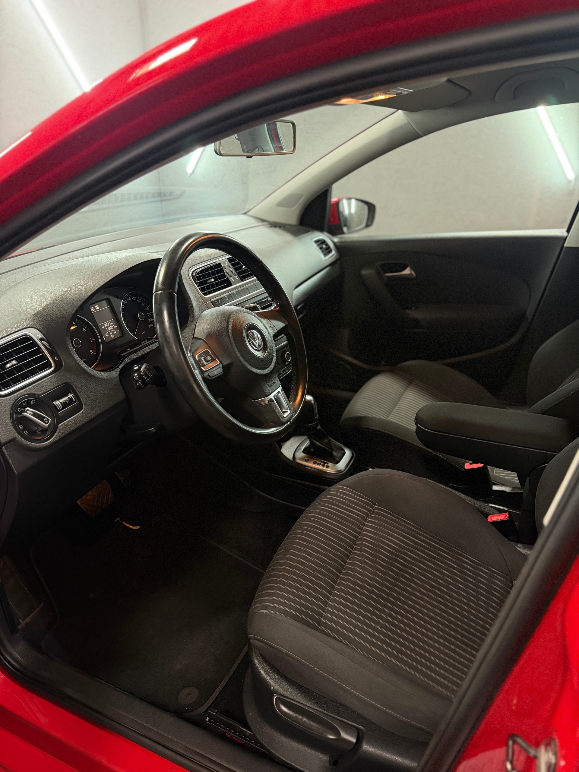 VW Polo 1.2 TSI Comfortline DSG-image-12