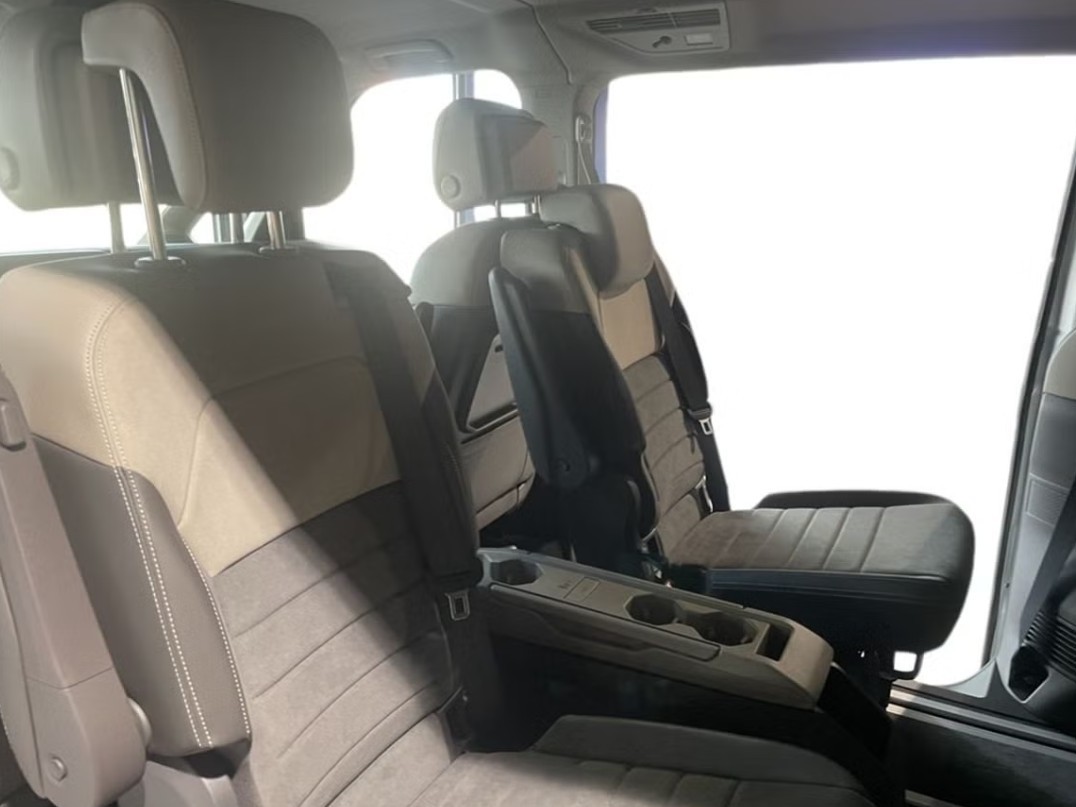 VW Multivan 1.5 eHybrid Style Lang DSG-image-5