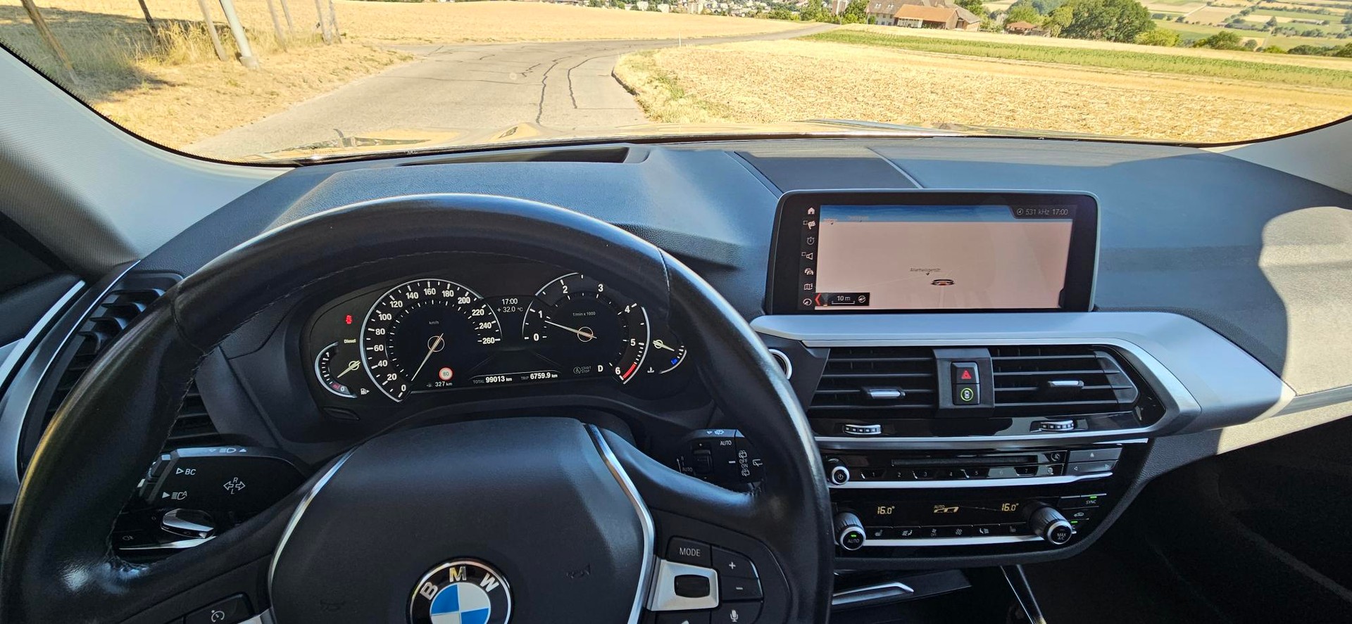 BMW 20d xDrive-image-4