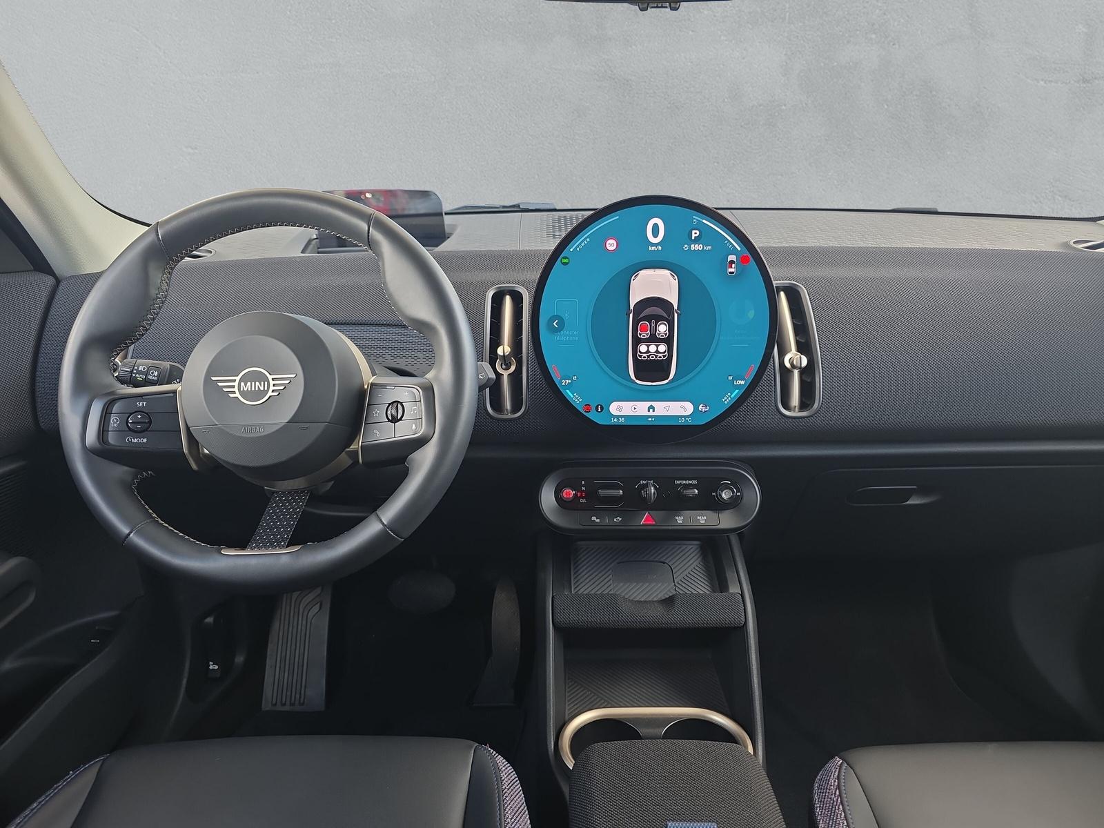 MINI Countryman S ALL4 2.0i U25 (CH)-image-12