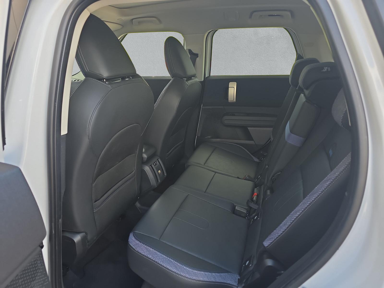 MINI Countryman S ALL4 2.0i U25 (CH)-image-11