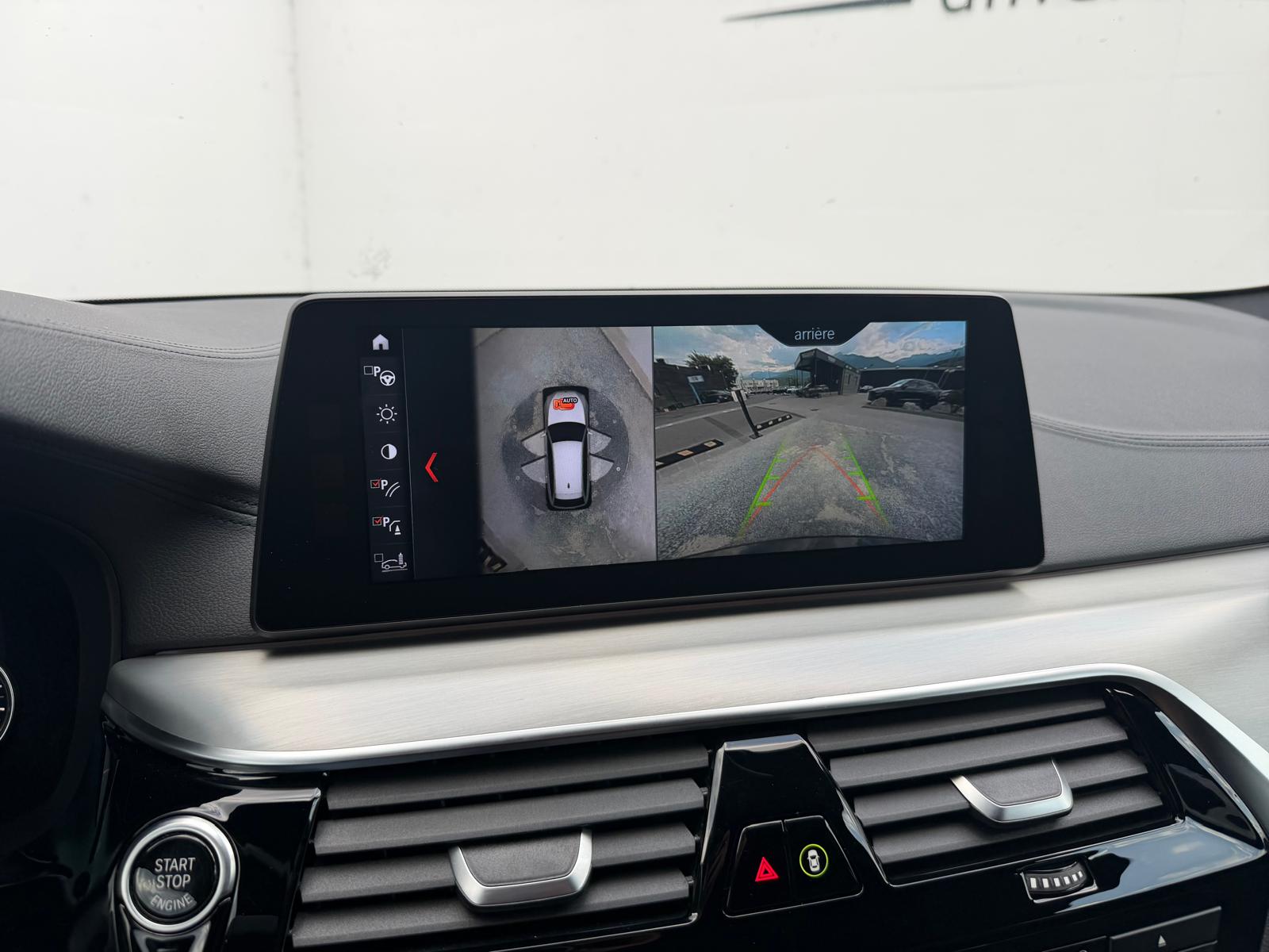 BMW 520d xDrive Touring Luxury Line Steptronic-image-10