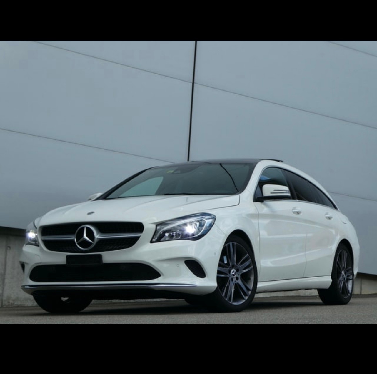 MERCEDES-BENZ CLA 220 d-image-3