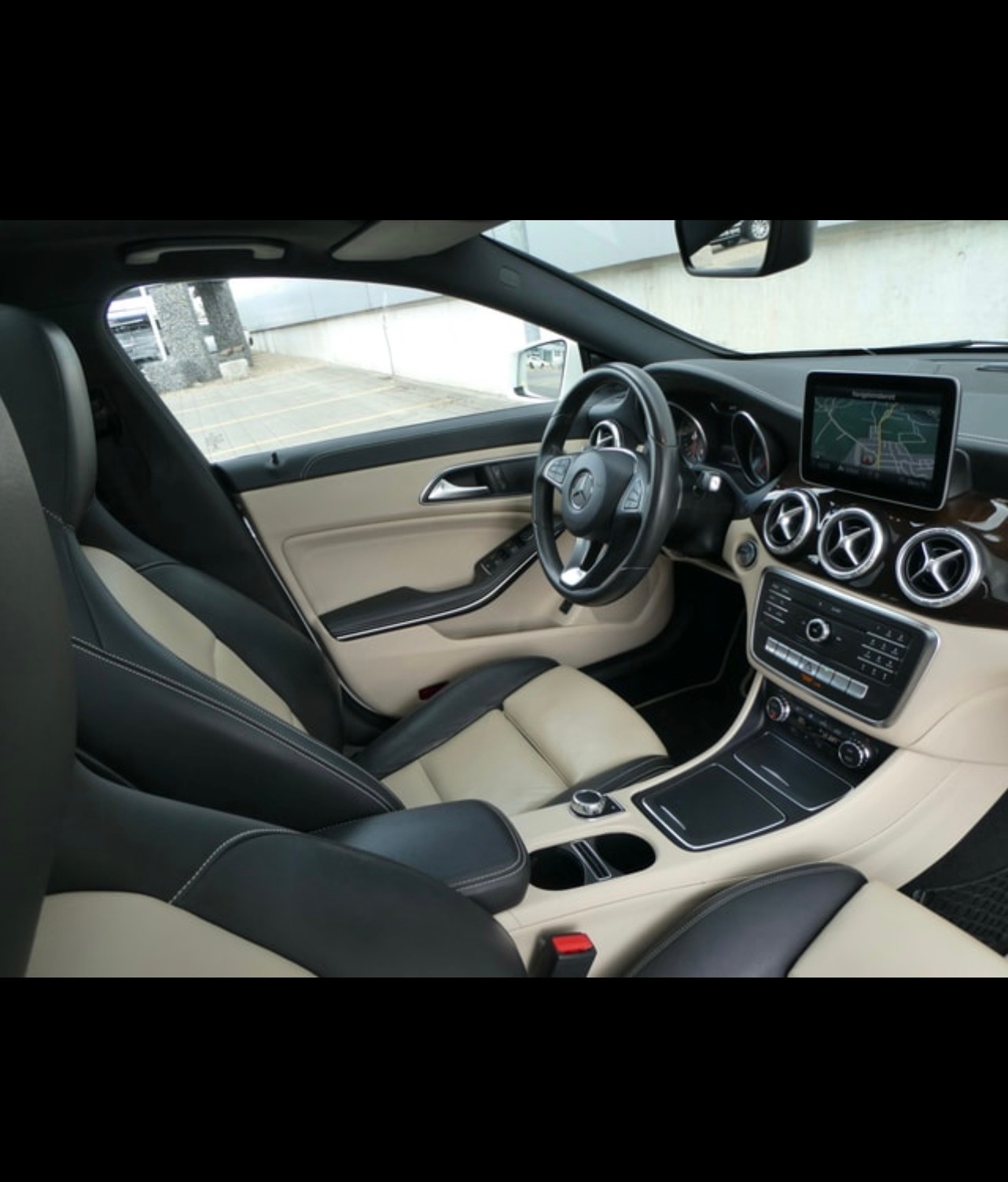 MERCEDES-BENZ CLA 220 d-image-1
