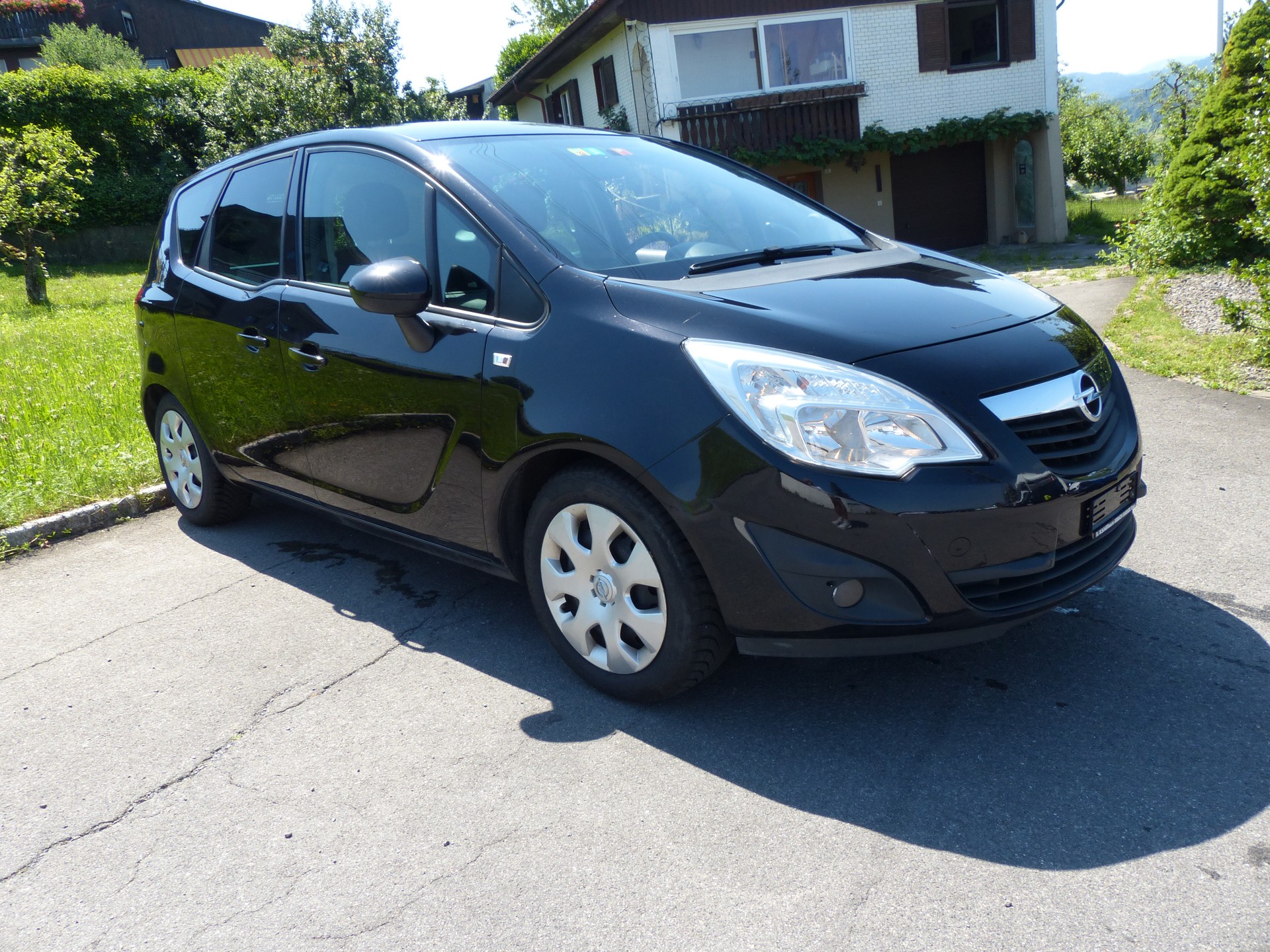 OPEL Meriva 1.4 Turbo Enjoy-image-1