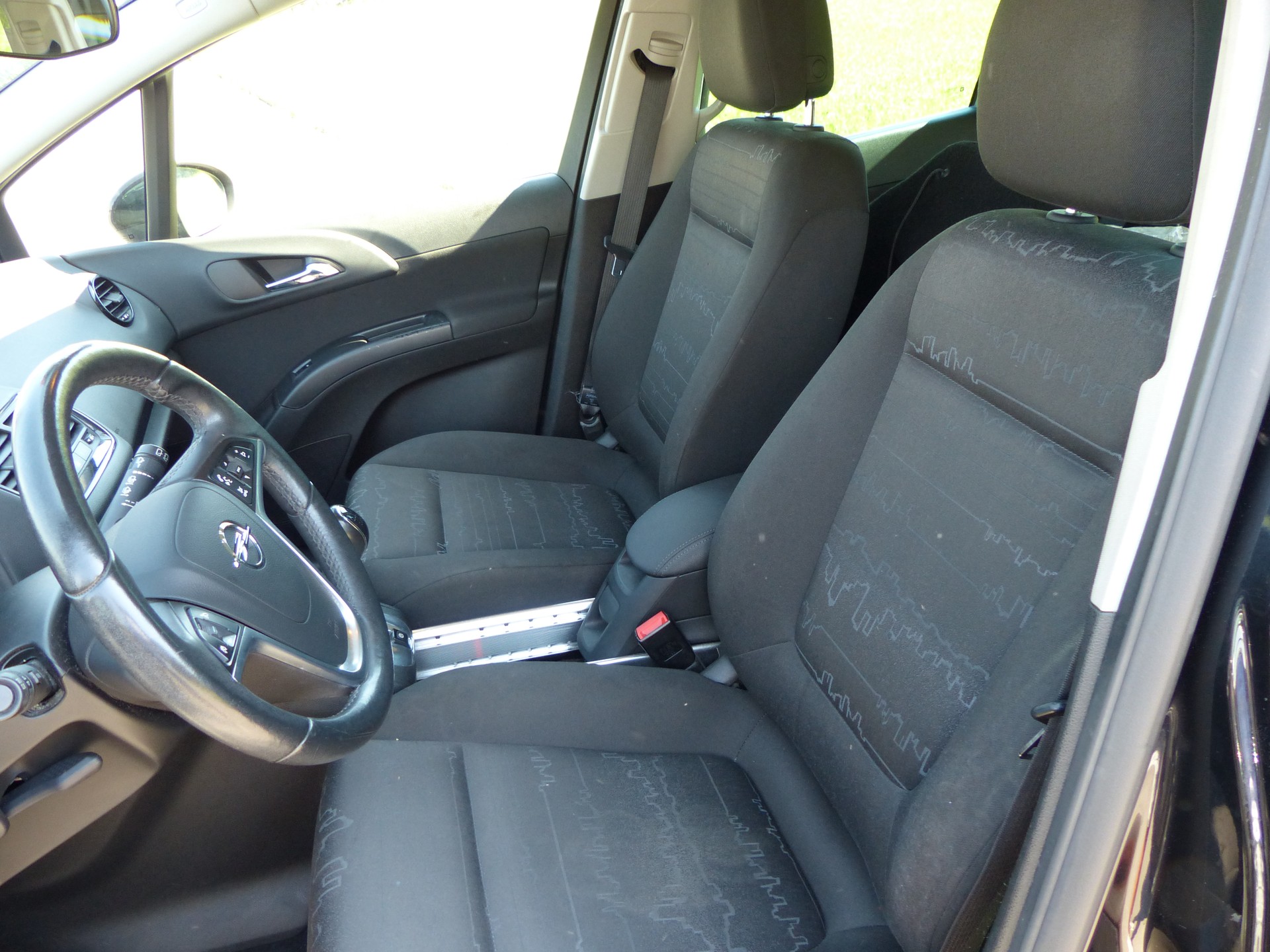 OPEL Meriva 1.4 Turbo Enjoy-image-10