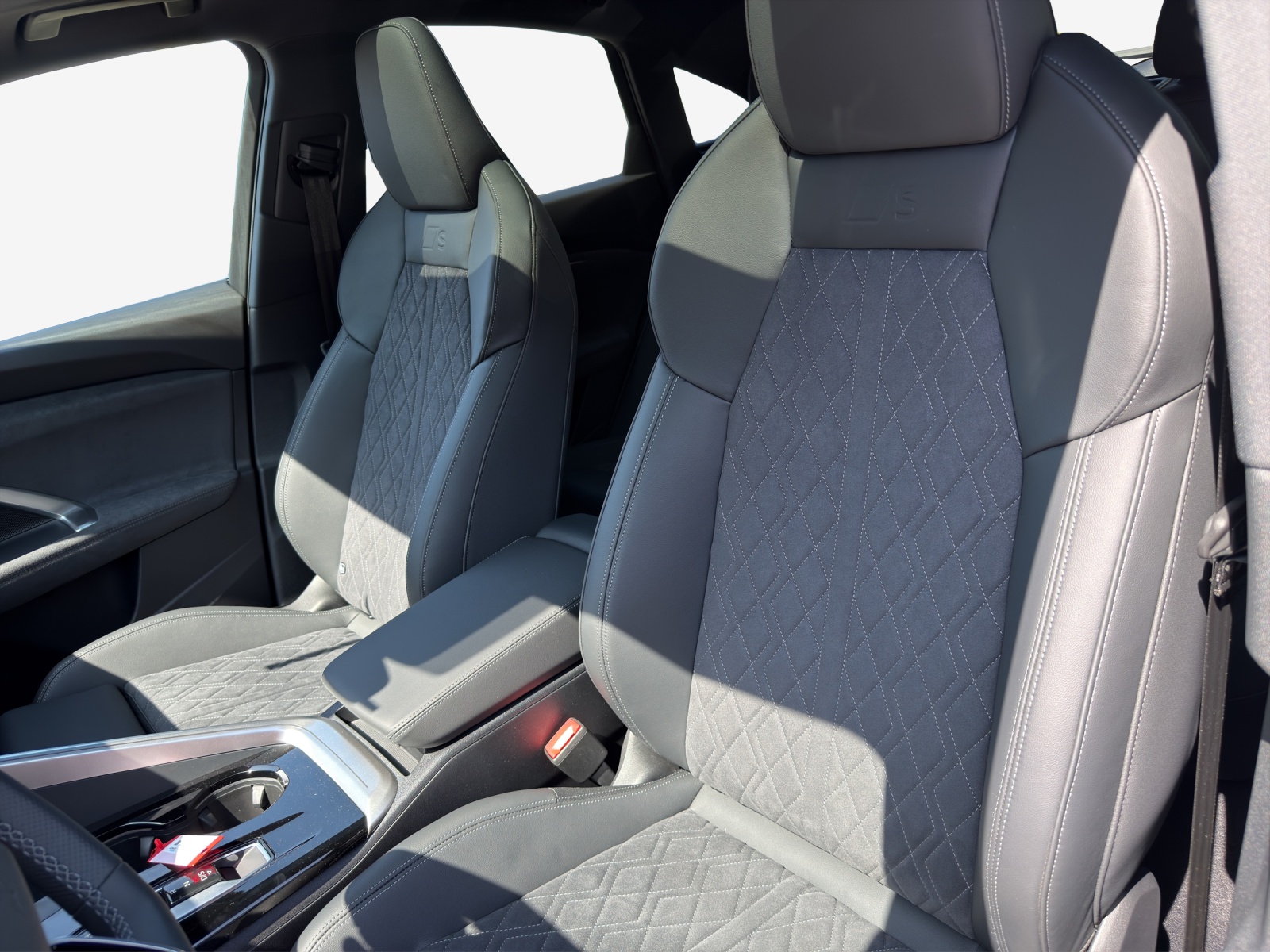 AUDI Q5 Sportback e-hybrid quattro 270 kW S-tronic-image-14