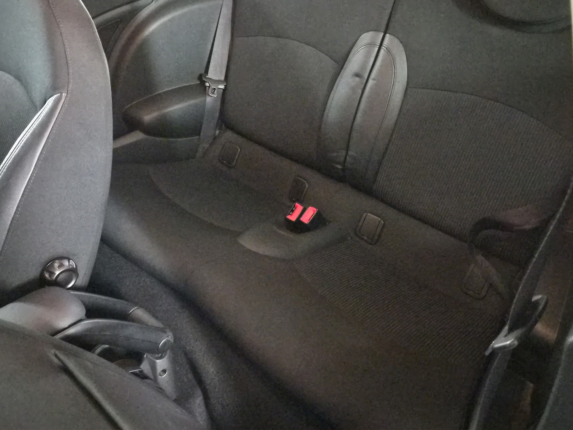 MINI R56 1.6i Cooper-image-11