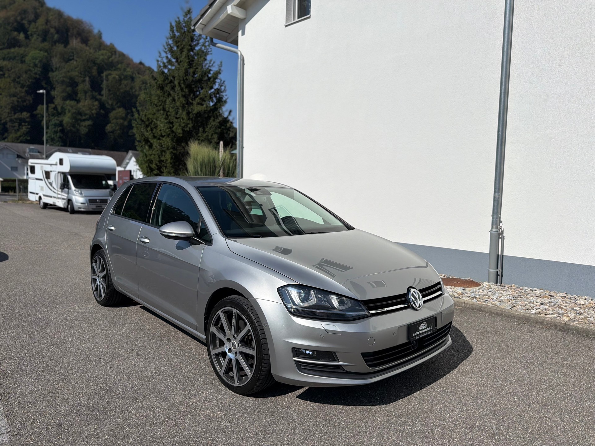 VW Golf 1.4 TSI Comfortline DSG-image-1