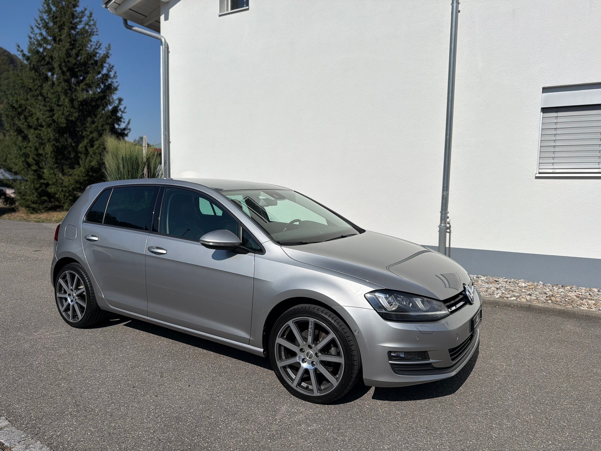 VW Golf 1.4 TSI Comfortline DSG-image-2