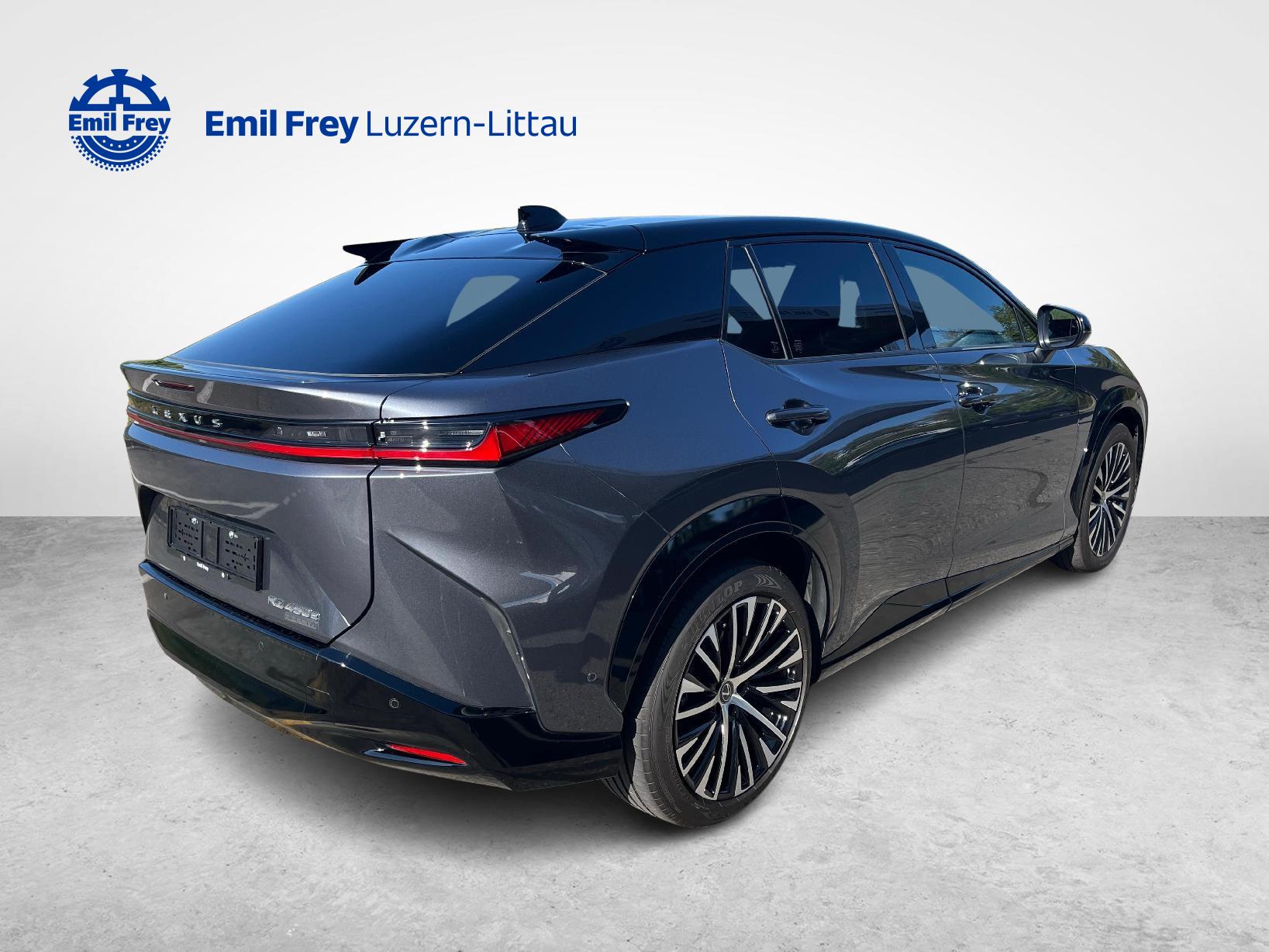 LEXUS RZ 450e Excellence-image-4
