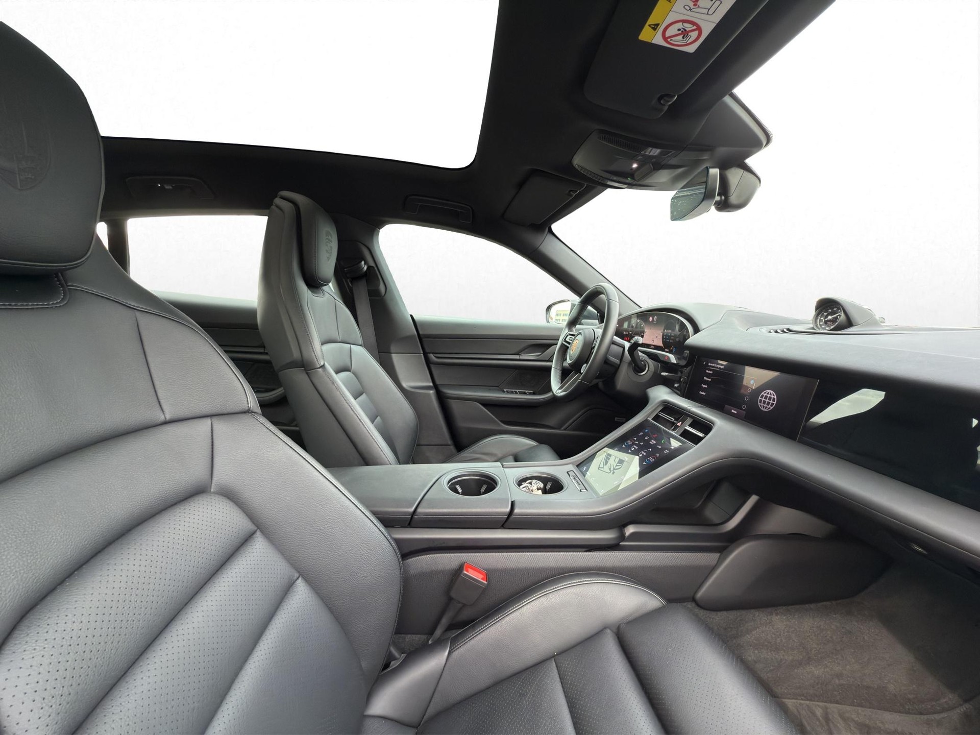 PORSCHE Taycan Cross Turismo 4-image-12