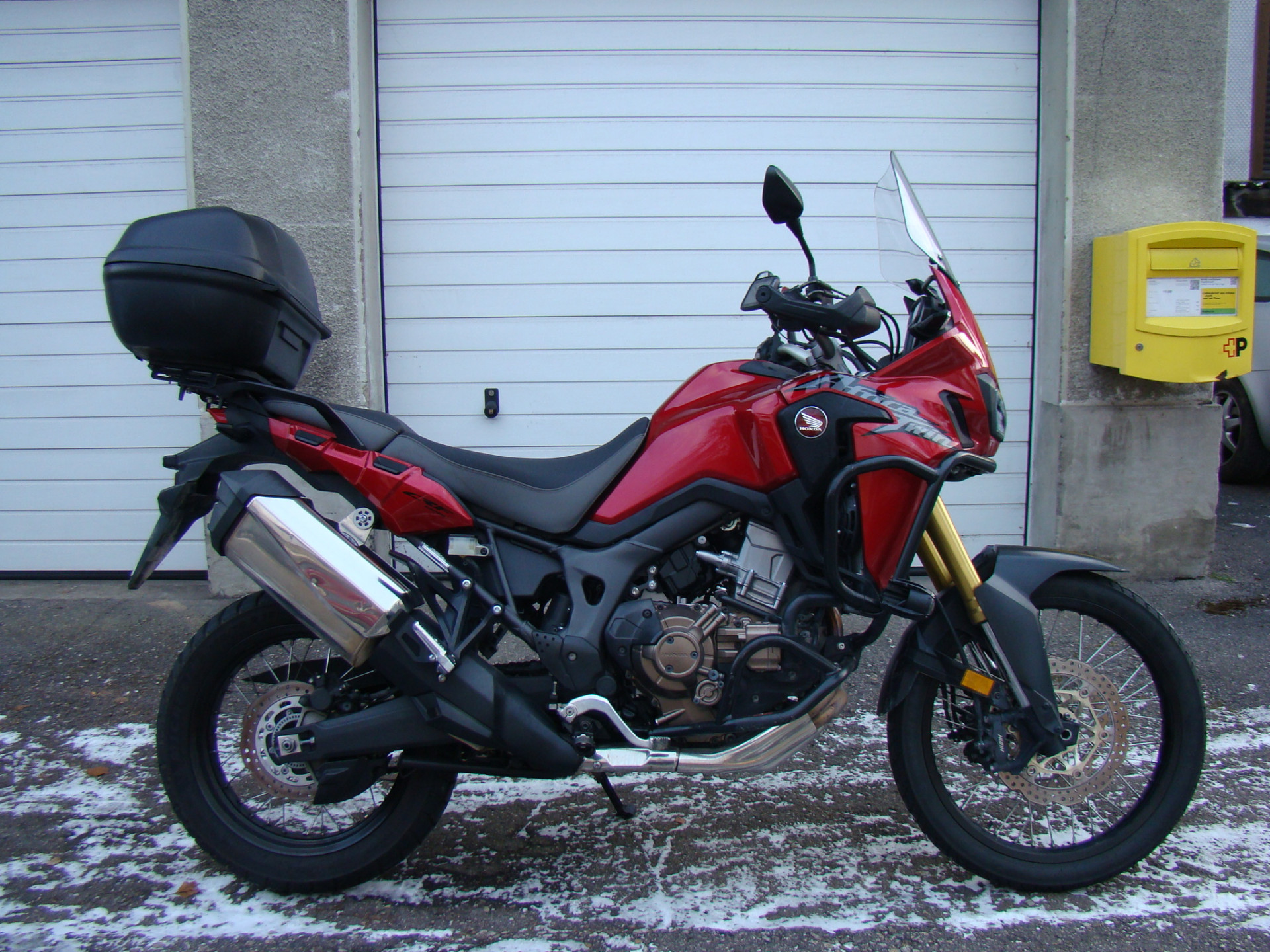 HONDA CRF 1000 L Africa Twin DCT-showroom-element-2
