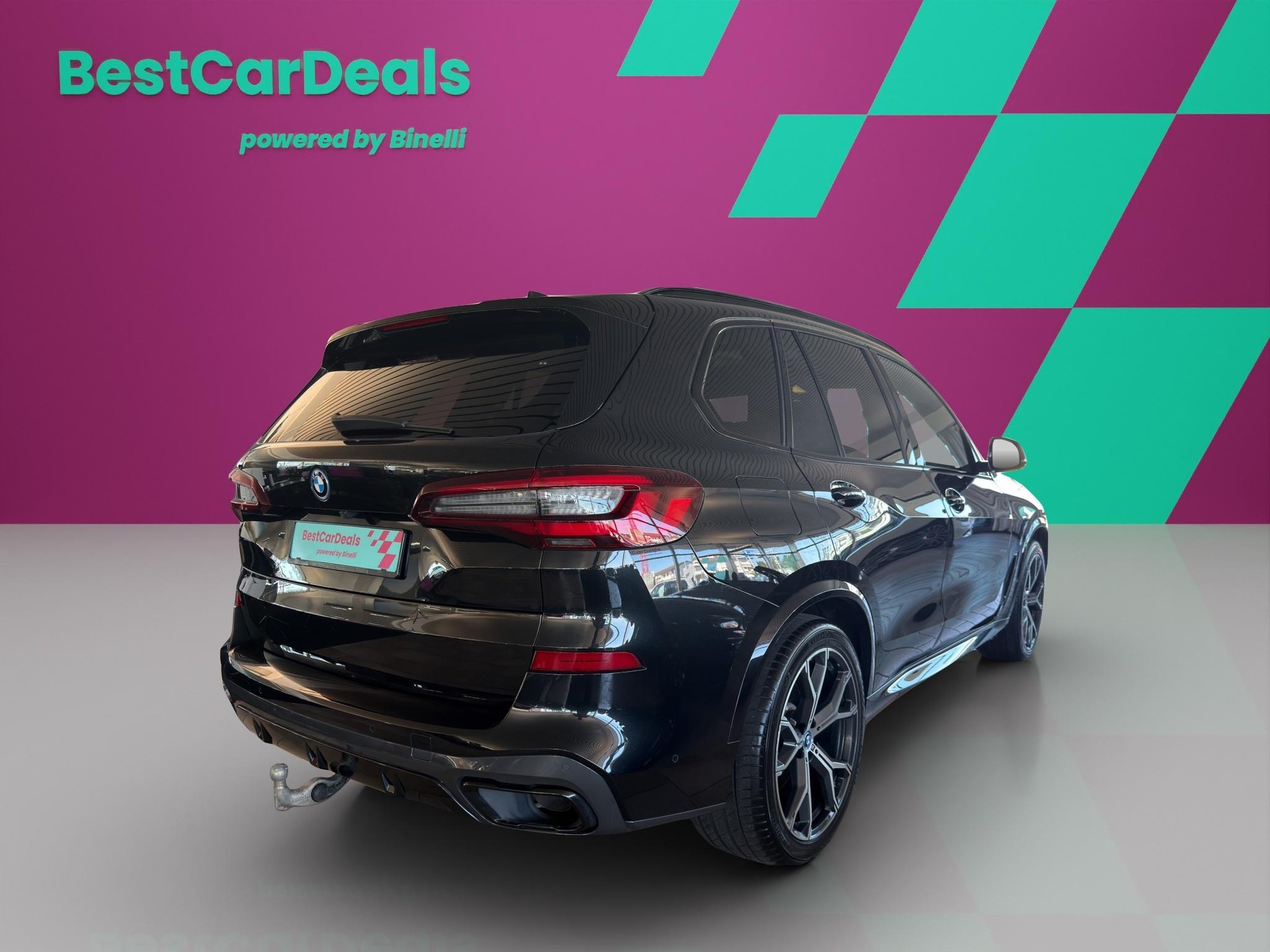 BMW X5 xDrive45e MSport-showroom-element-2