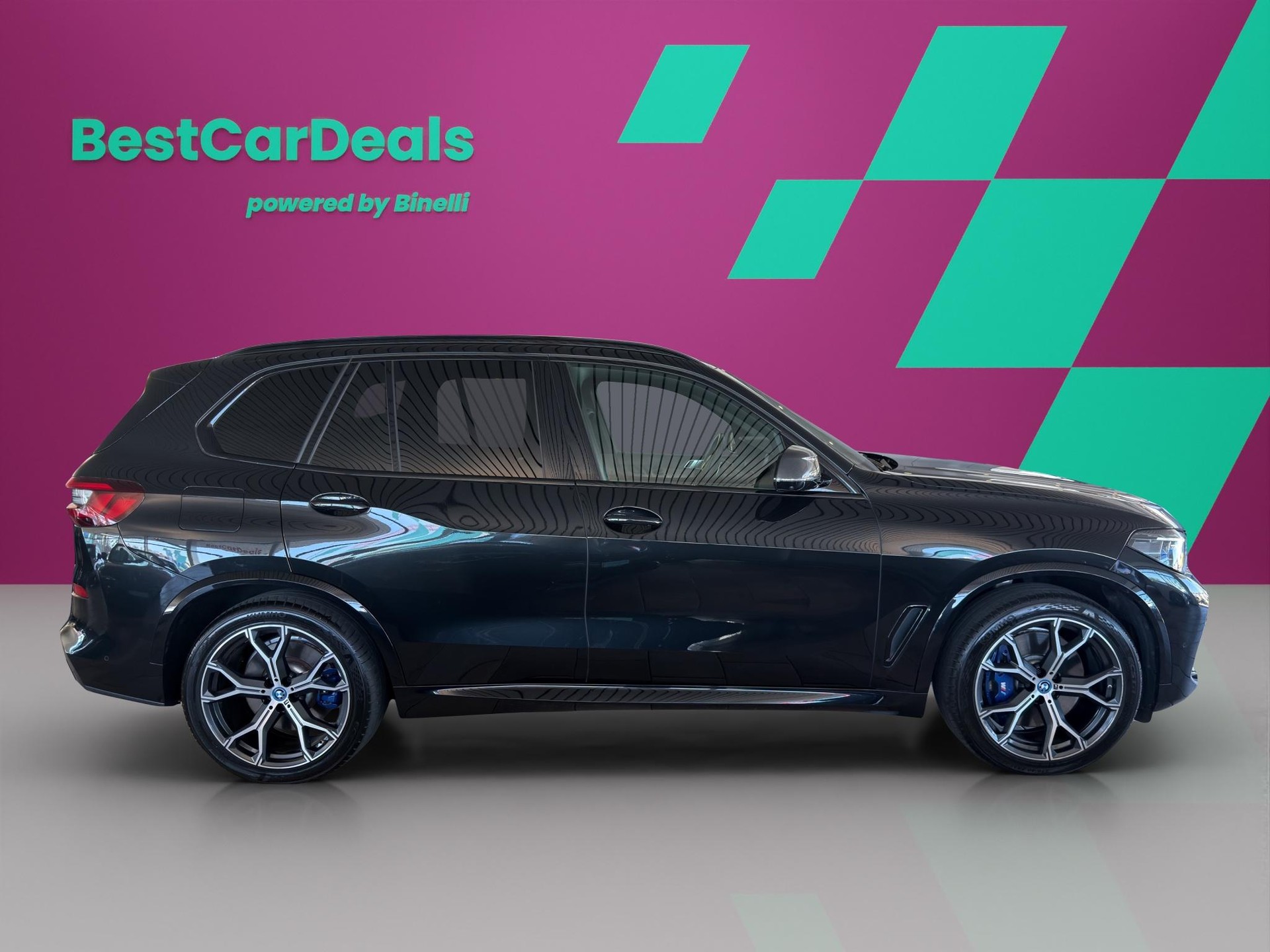 BMW X5 xDrive45e MSport-showroom-element-1