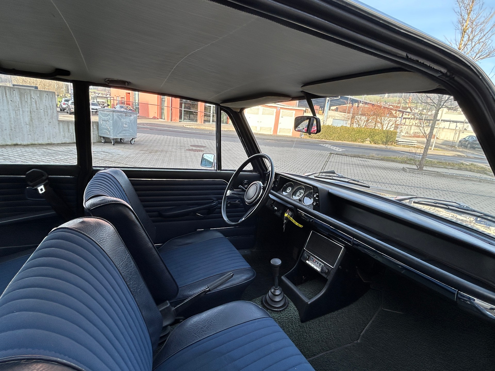 BMW BMW 2002 E10-image-11