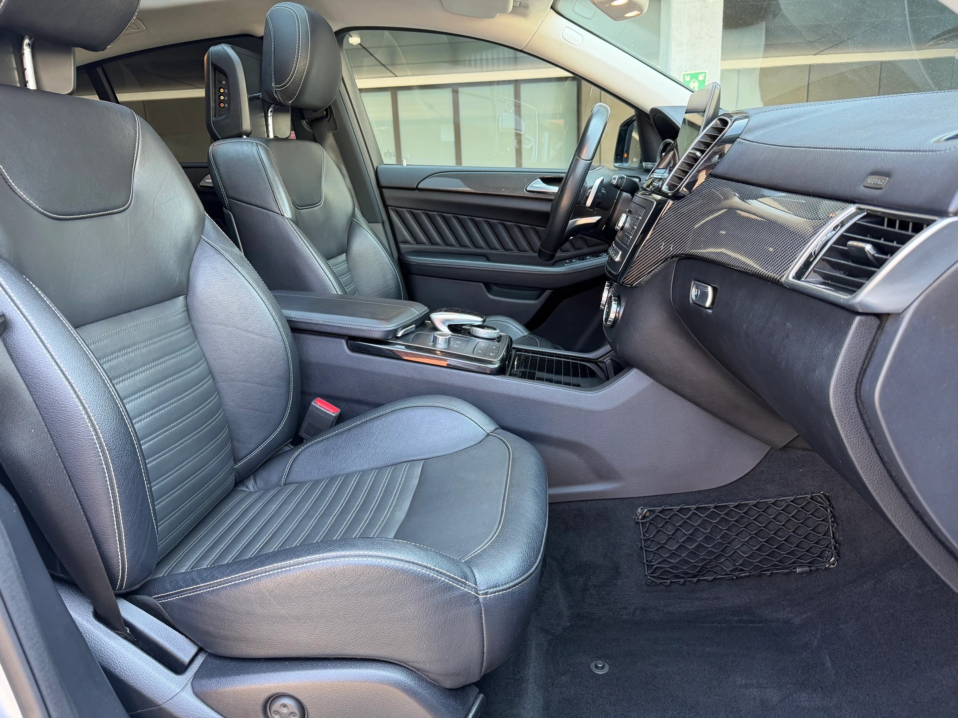 MERCEDES-BENZ GLE Coupé 450 AMG 4Matic 9G-Tronic-image-17