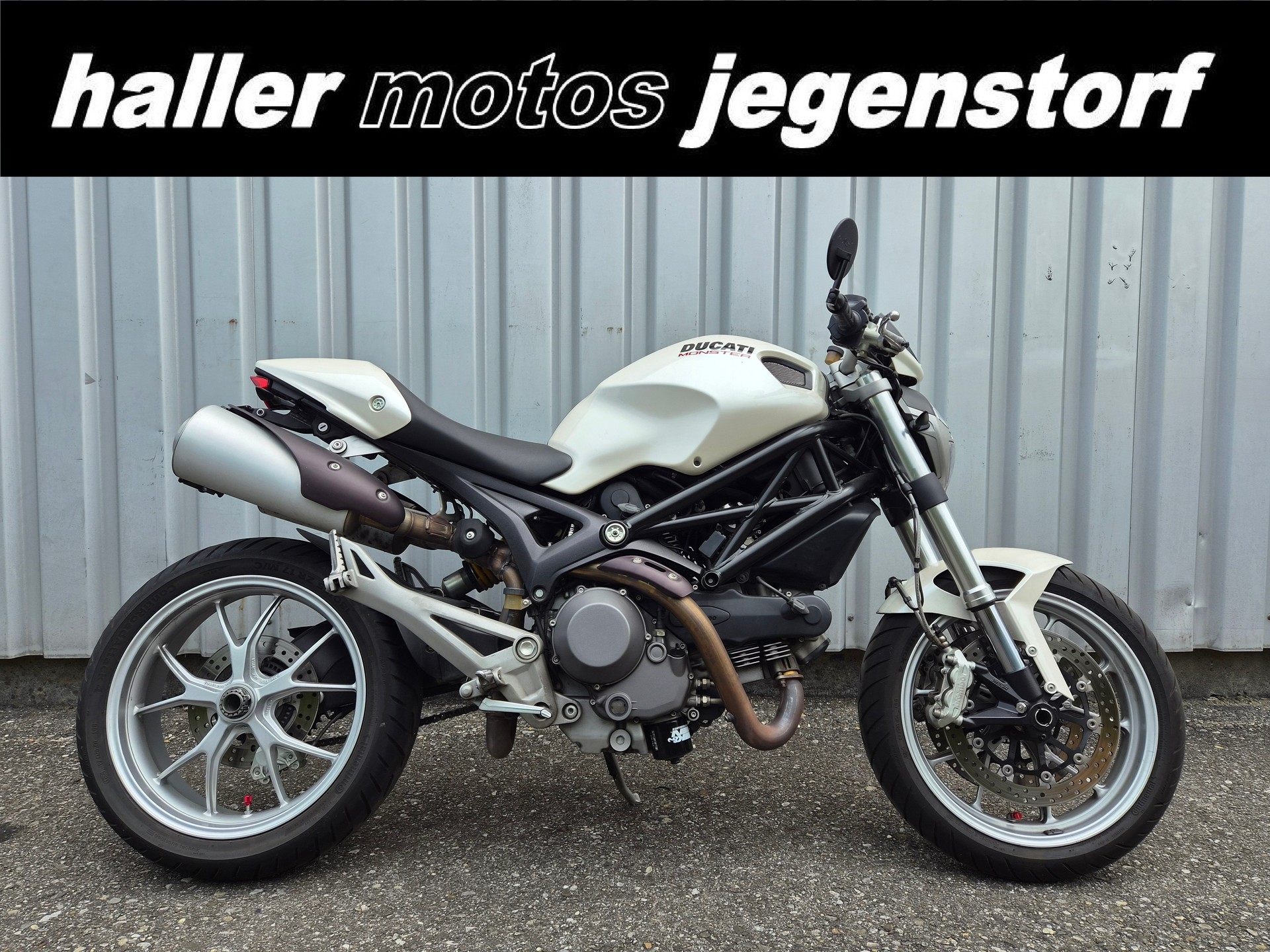 DUCATI Monster 1100 ABS