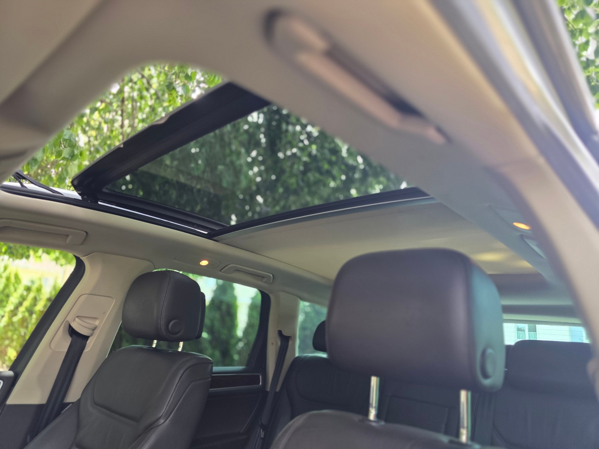 VW Touareg 3.0 TDI BlueMotion Technology Tiptronic FRISCH AB MFK-image-8