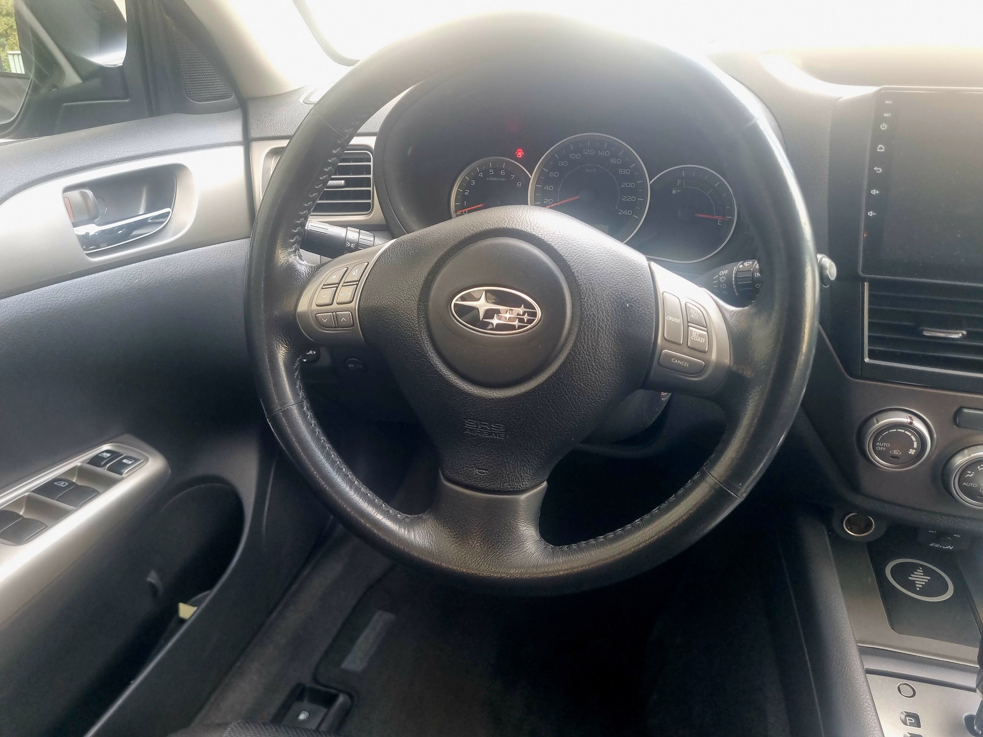 SUBARU Impreza 2.0R Swiss Automatic-image-10