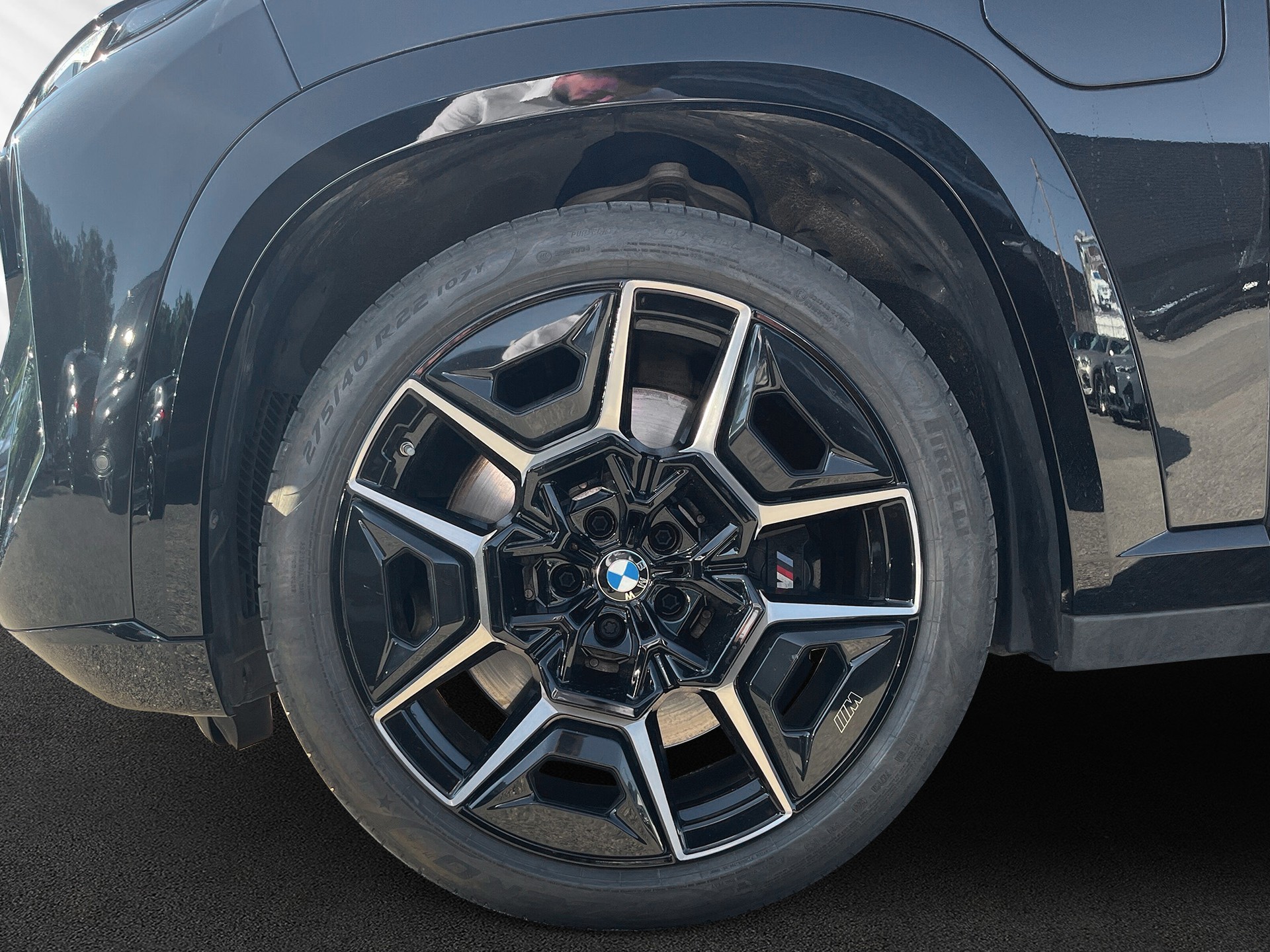 BMW XM xDrive PHEV Steptronic-image-8