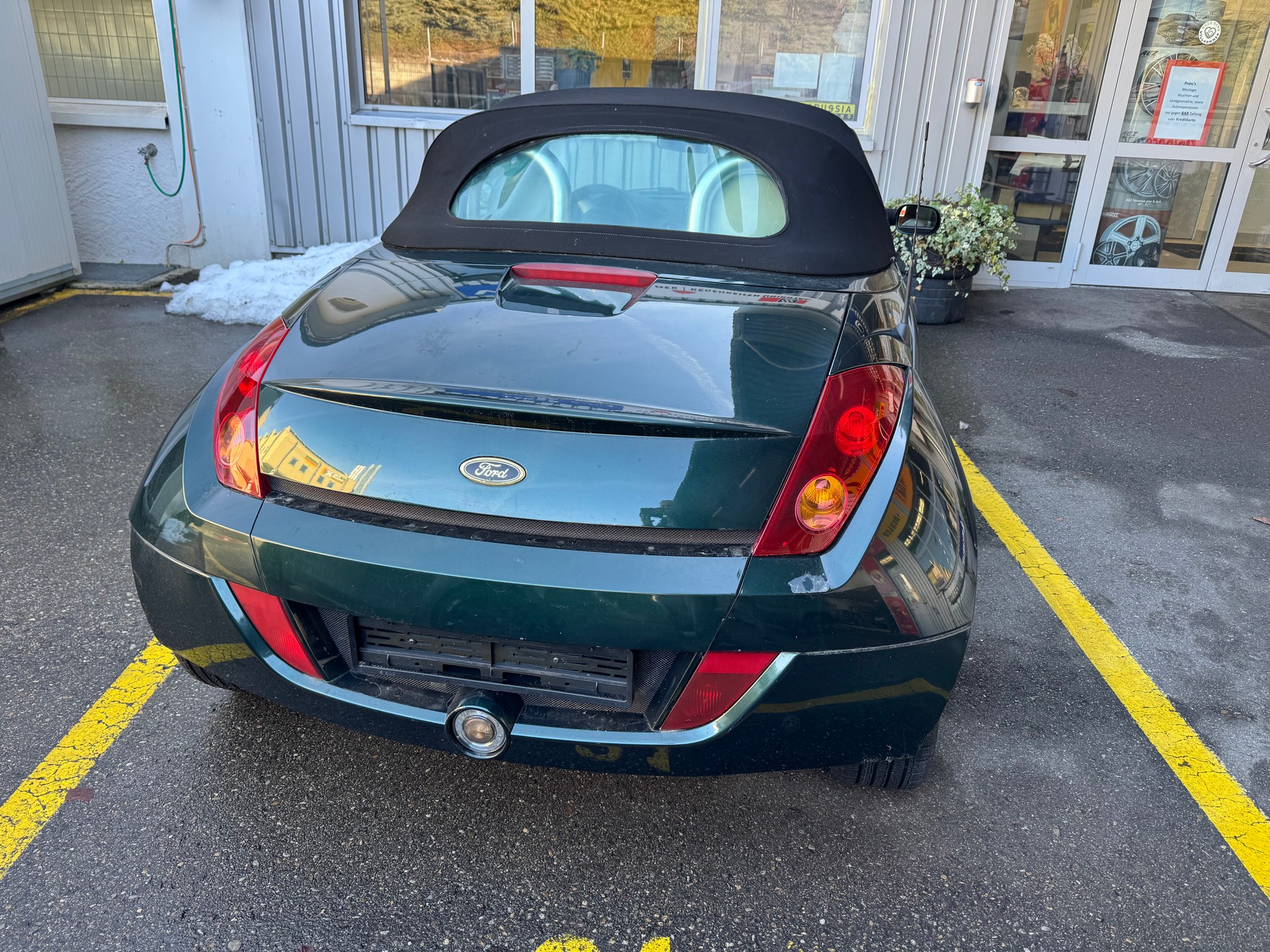 FORD Streetka 1.6 (Luxury)-image-3