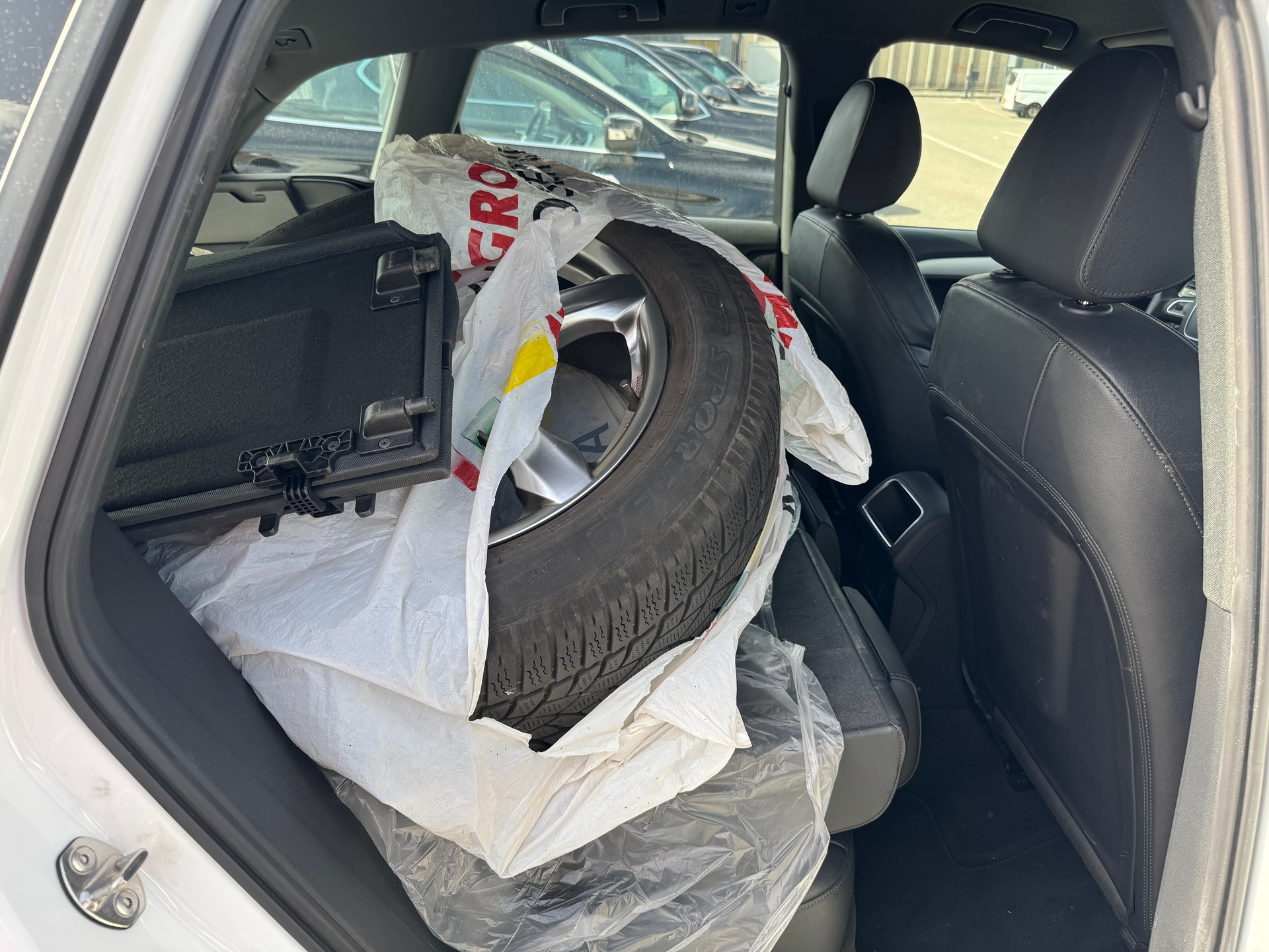 AUDI Q5 2.0 TDI quattro S-tronic-image-10