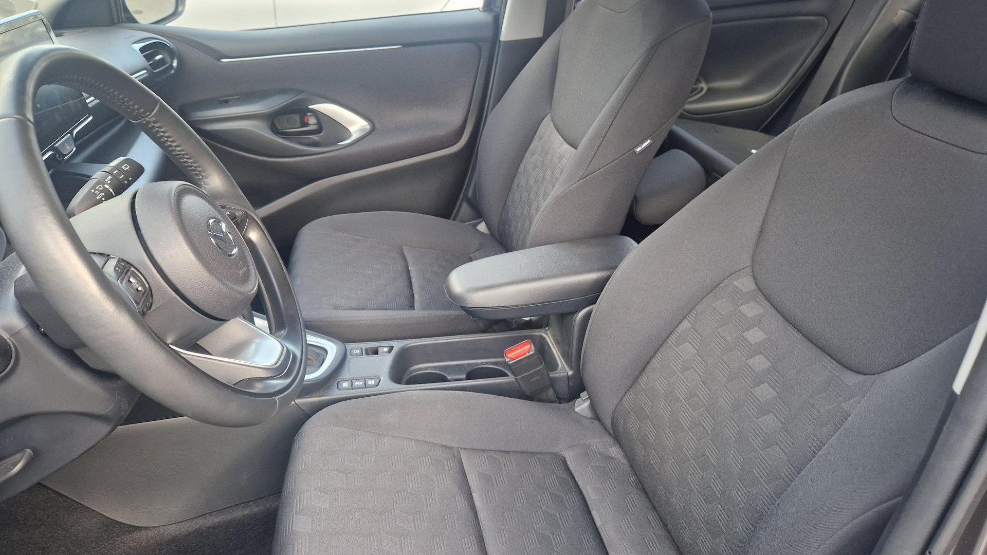 MAZDA 2 Hybrid Exclusive-line-image-11