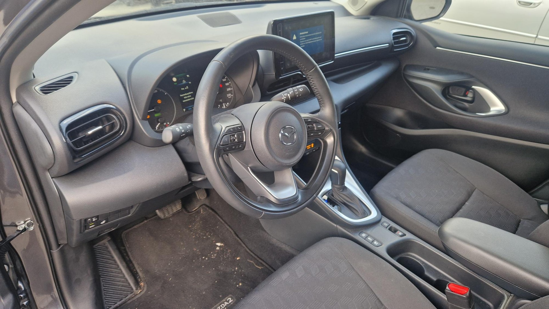 MAZDA 2 Hybrid Exclusive-line-image-10