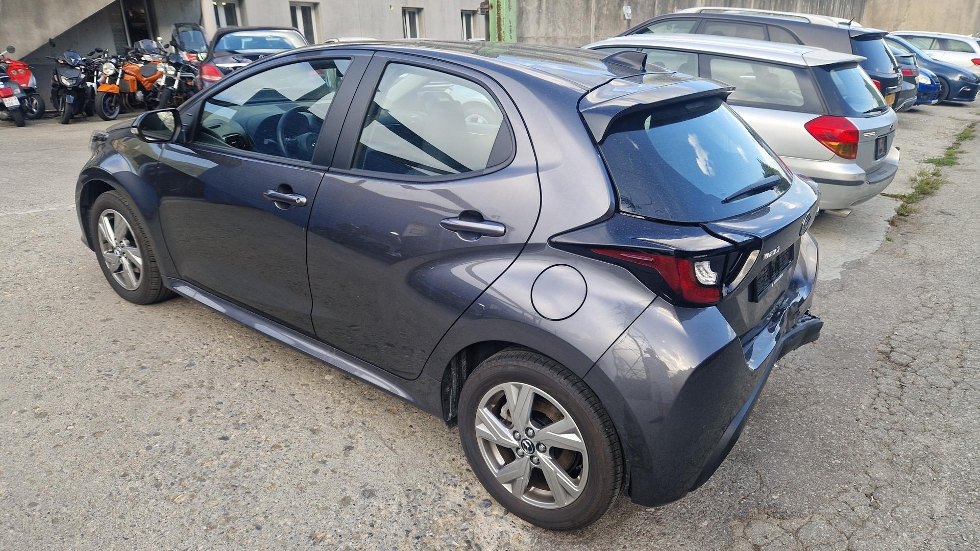 MAZDA 2 Hybrid Exclusive-line-image-2
